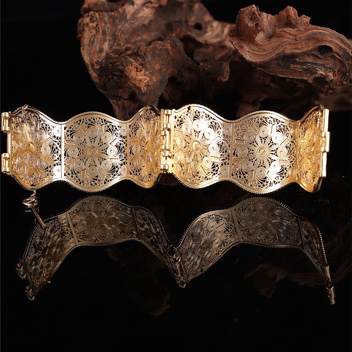 Golden Filigree Bangle Bracelet - Casual Wear.