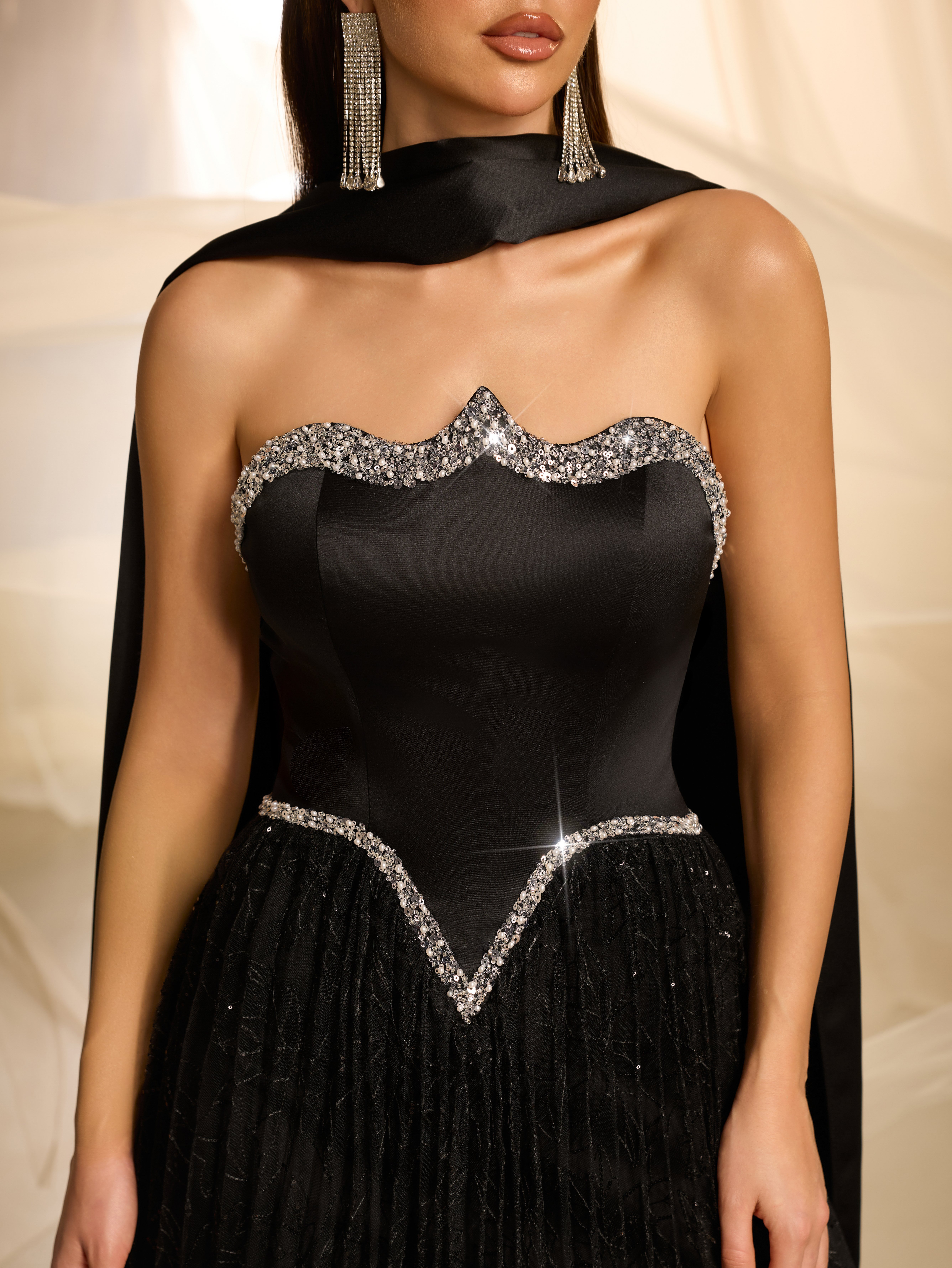 Black Graphic A-Line Maxi Dress
