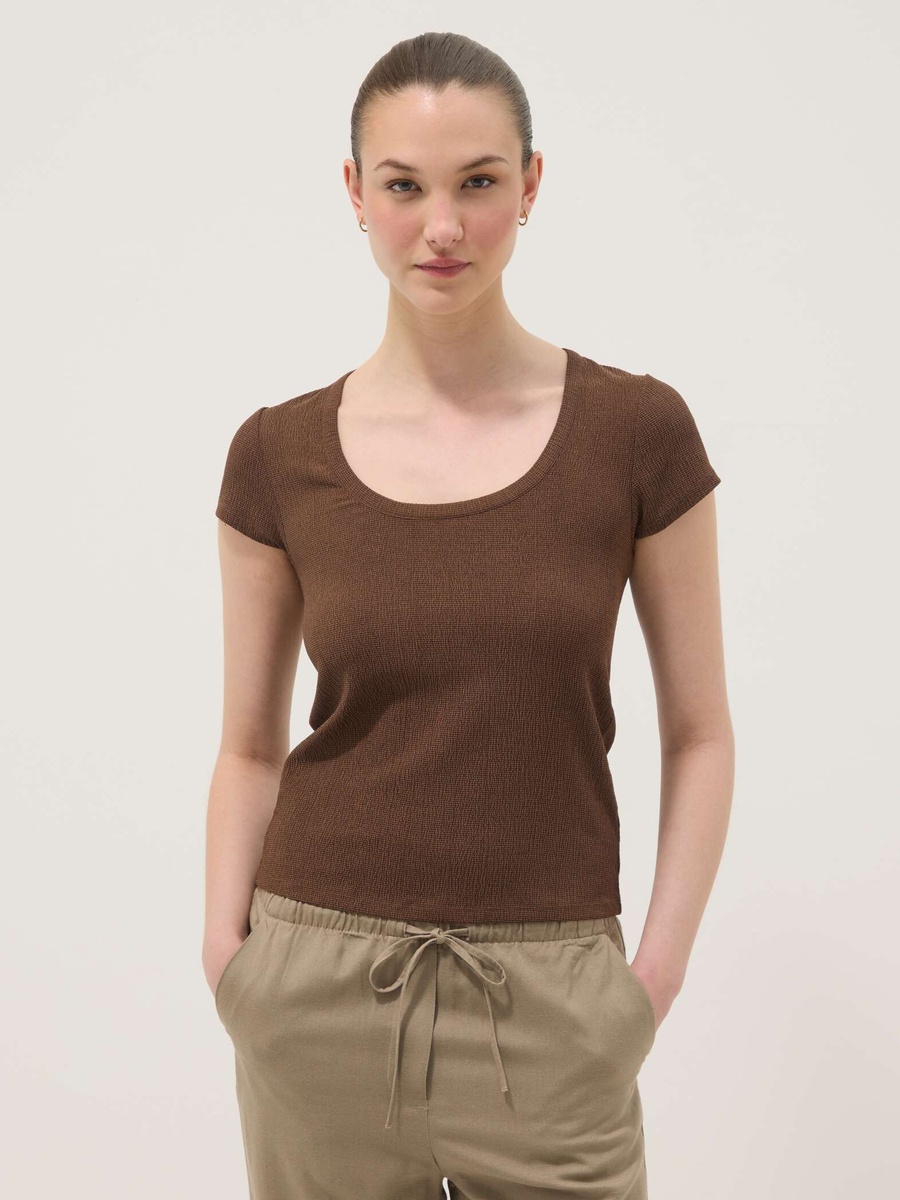 Brown Solid Stretch-Fabric T-Shirt