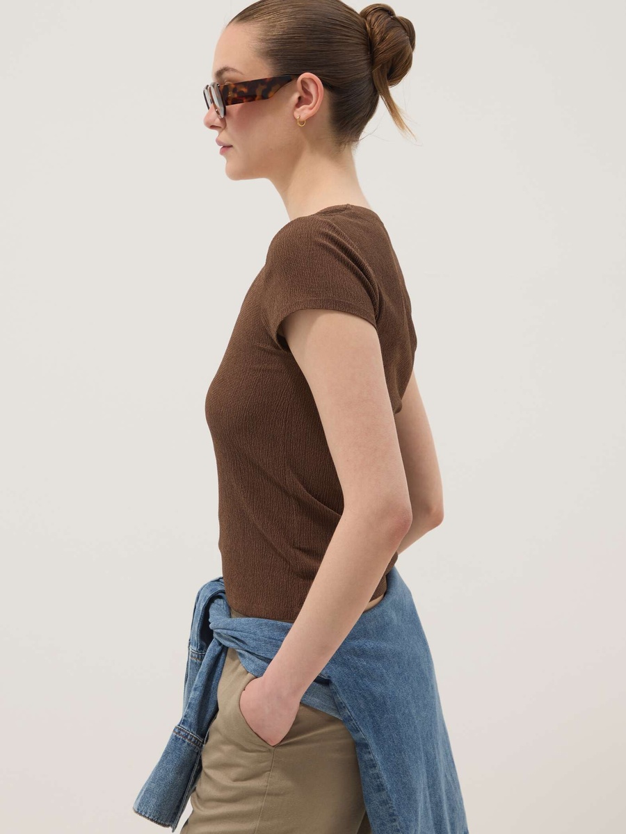 Brown Solid Stretch-Fabric T-Shirt