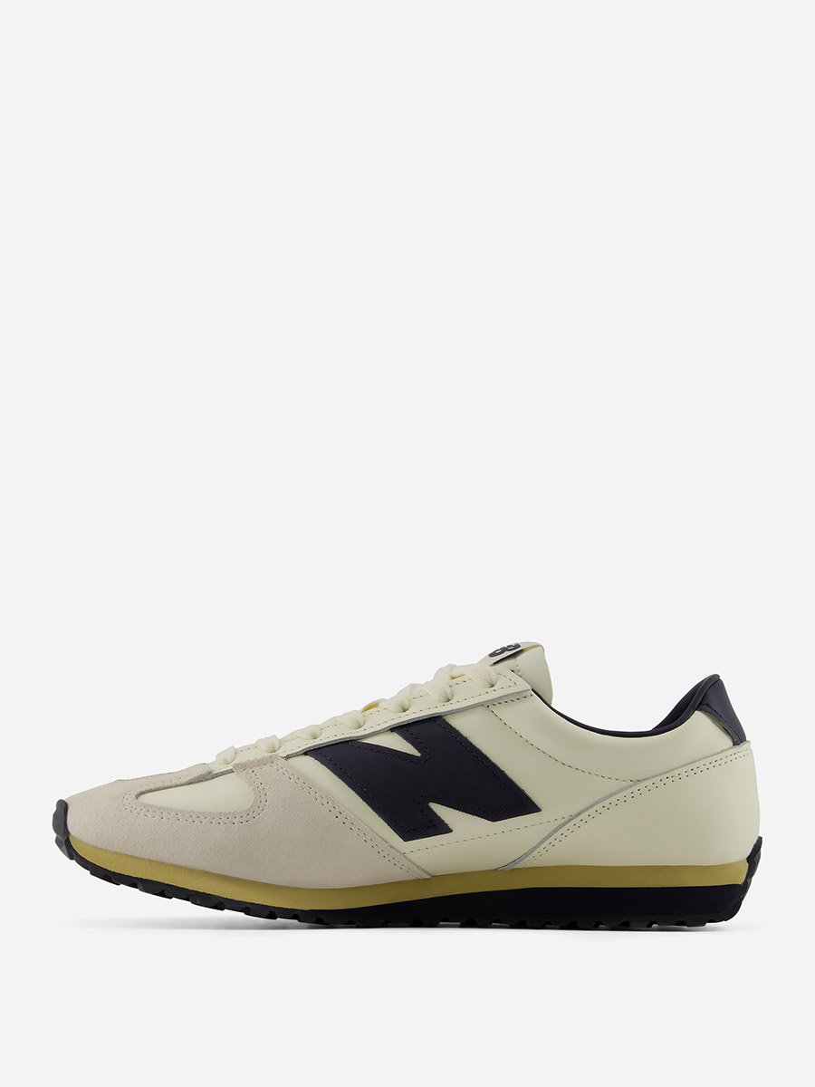 حذاء رياضي 471 بيج