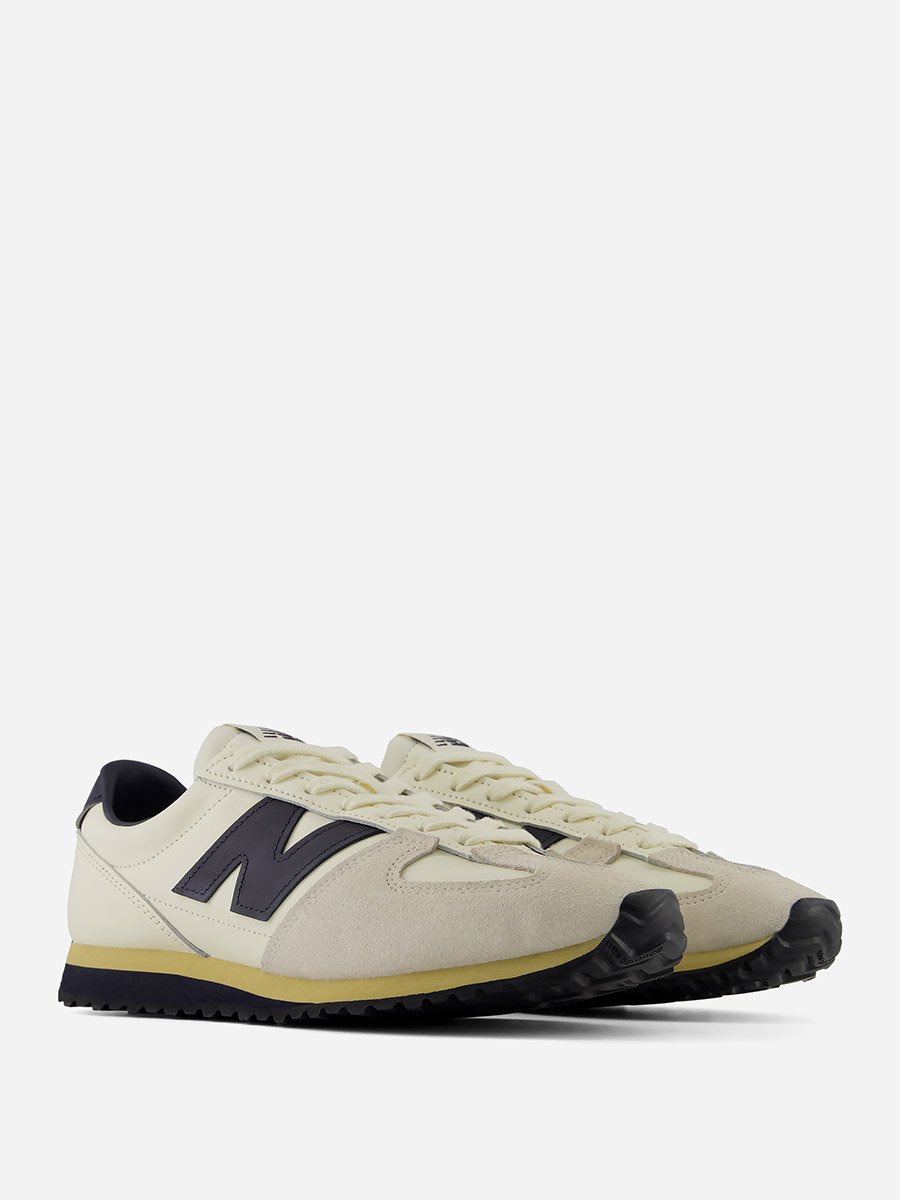 حذاء رياضي 471 بيج