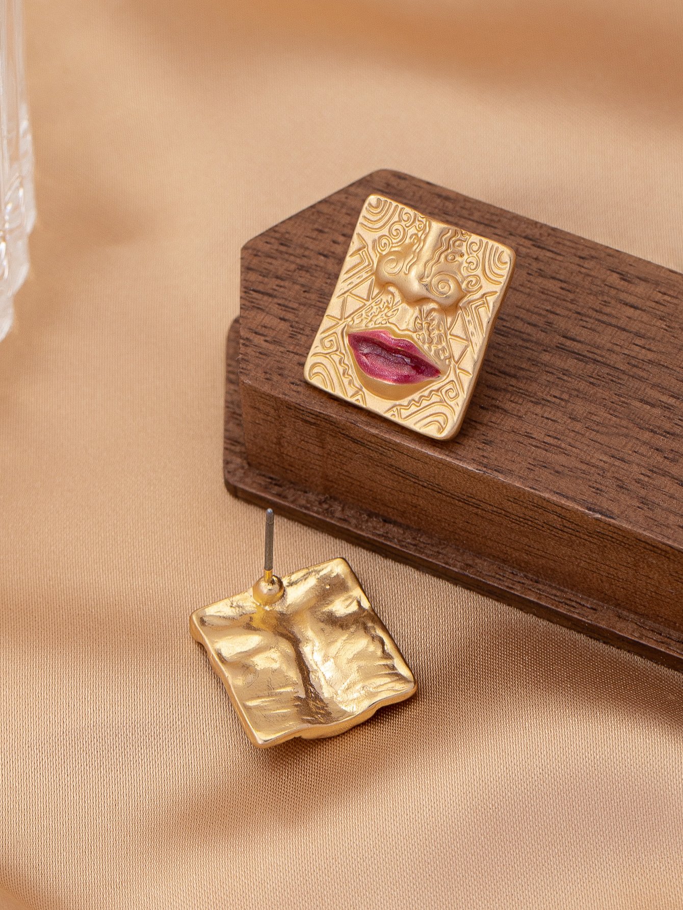Gold Face Design Stud Earrings for Casual Wear.