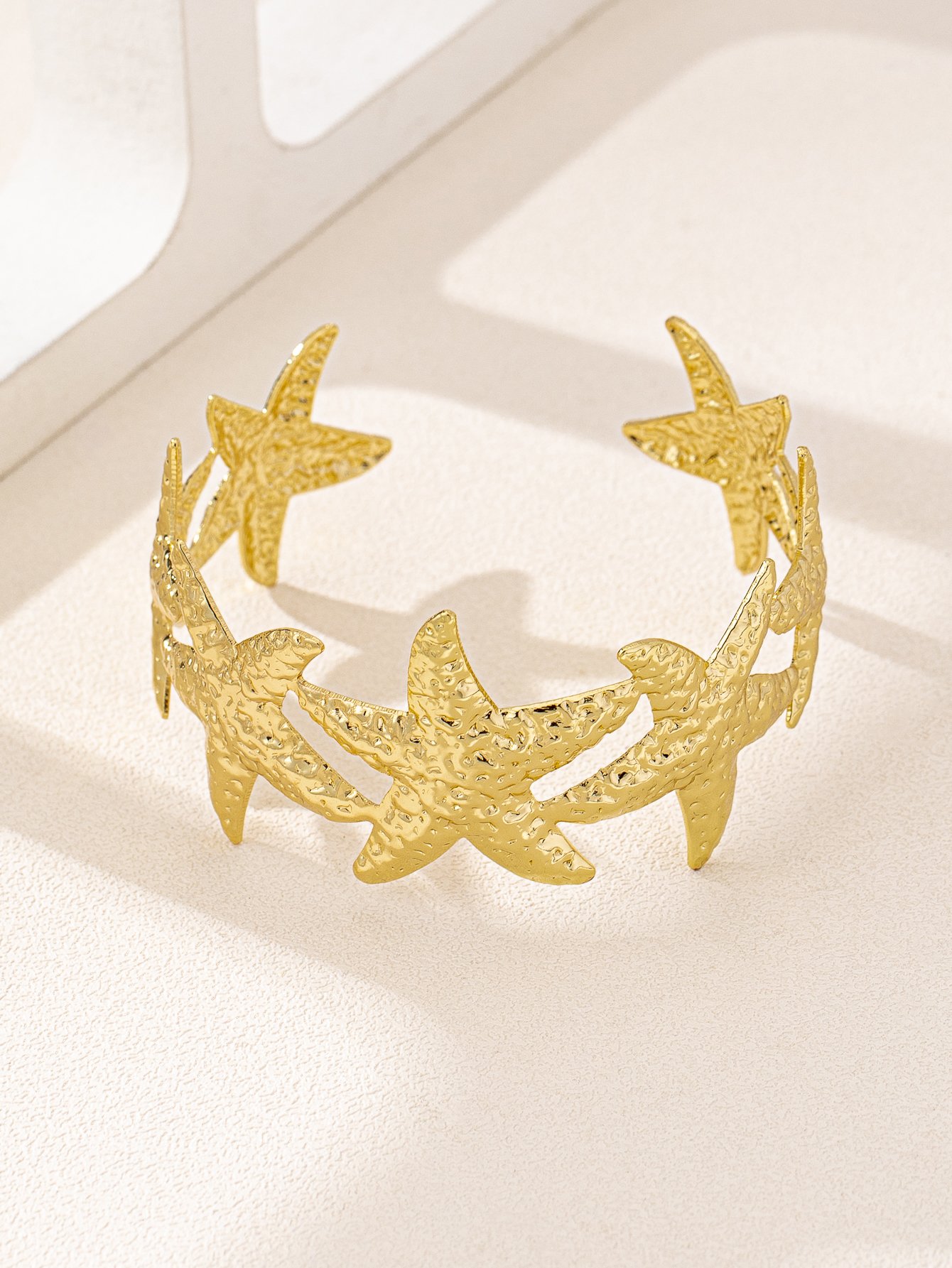 Golden Starfish Bangle Bracelet - Casual Wear Accessory.