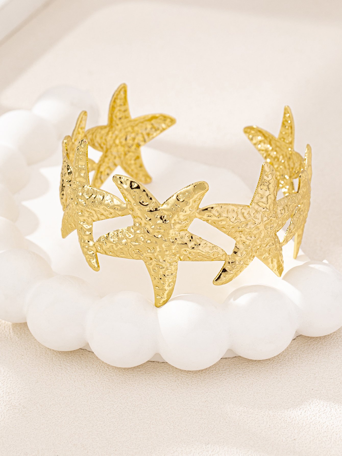 Golden Starfish Bangle Bracelet - Casual Wear Accessory.