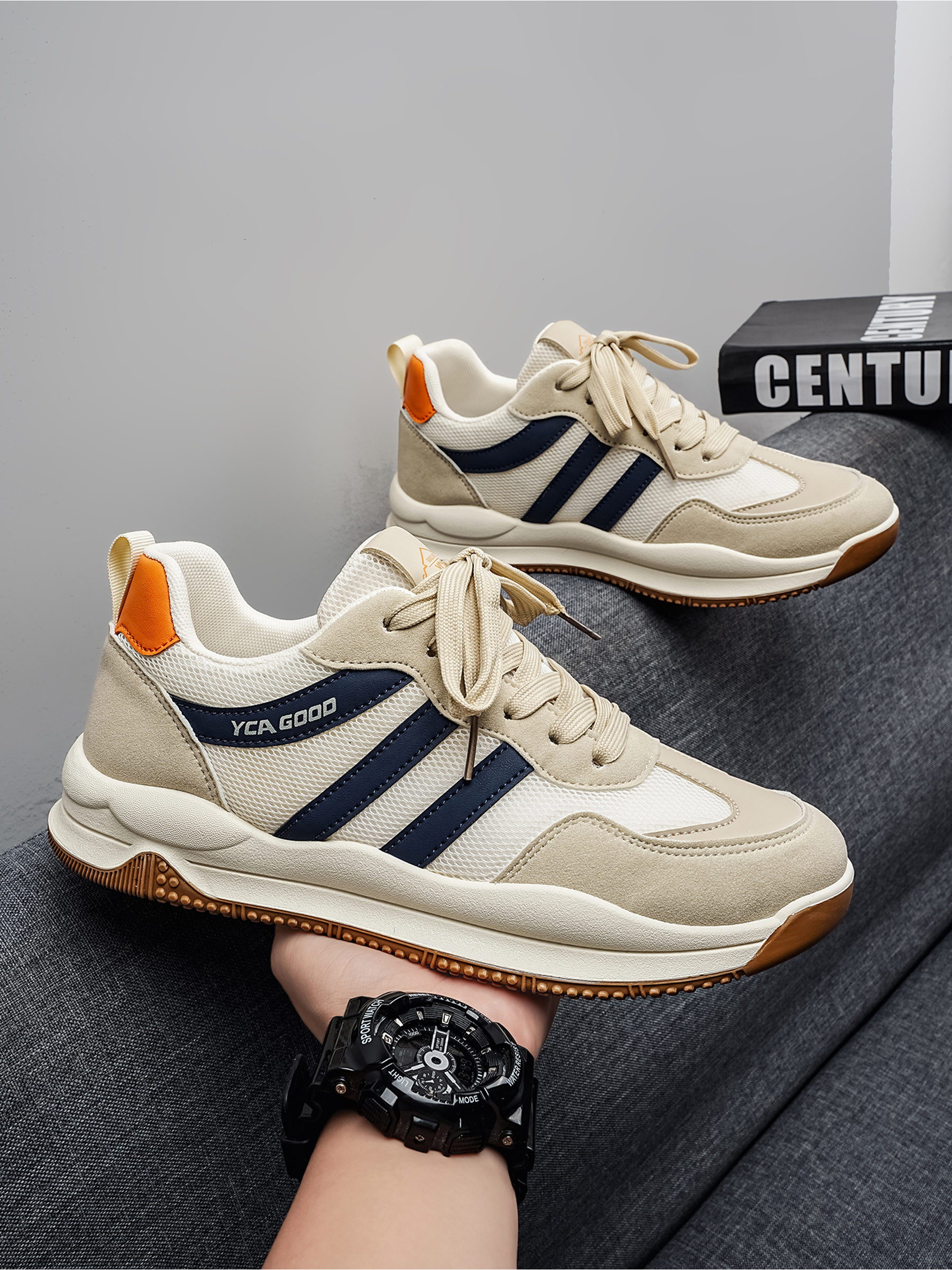 Men PU Textile Retro Lace-Up Sneakers