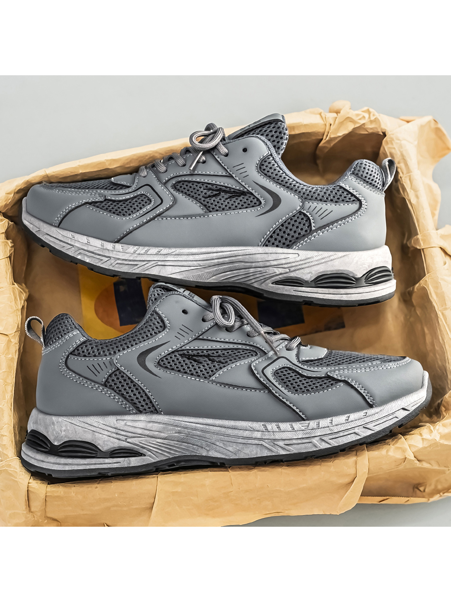 Men PU Textile Lace-Up Sneakers