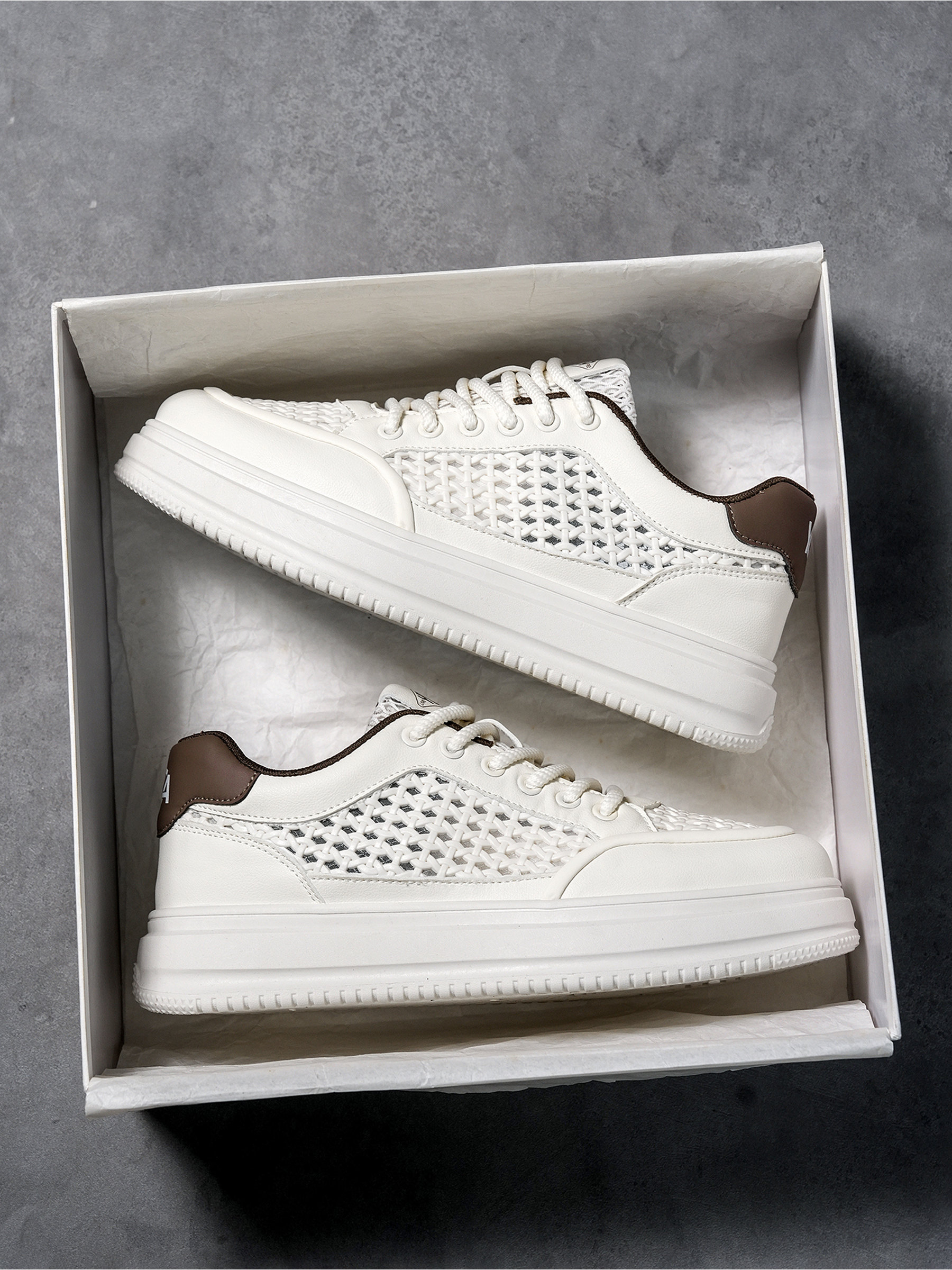 Men PU Textile Platform Lace-Up Sneakers