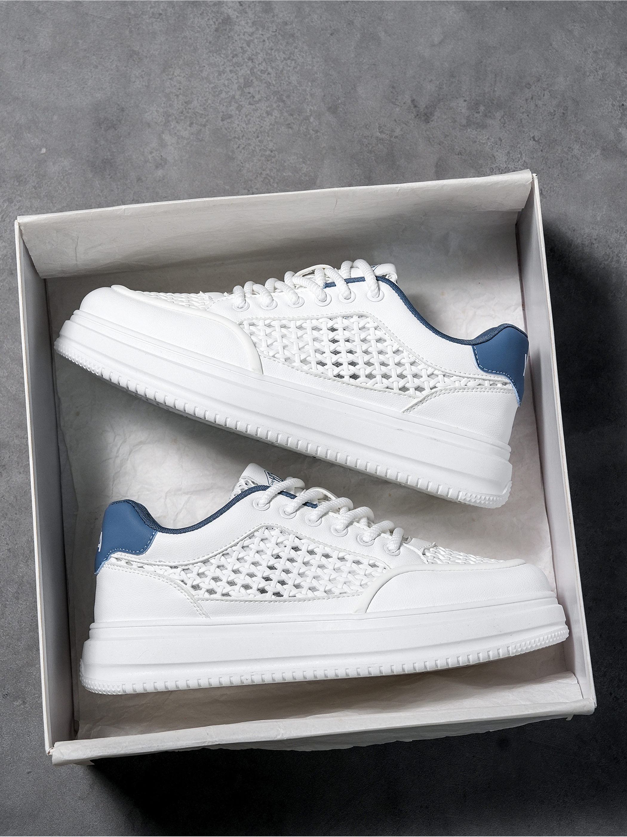 Men PU Textile Platform Lace-Up Sneakers