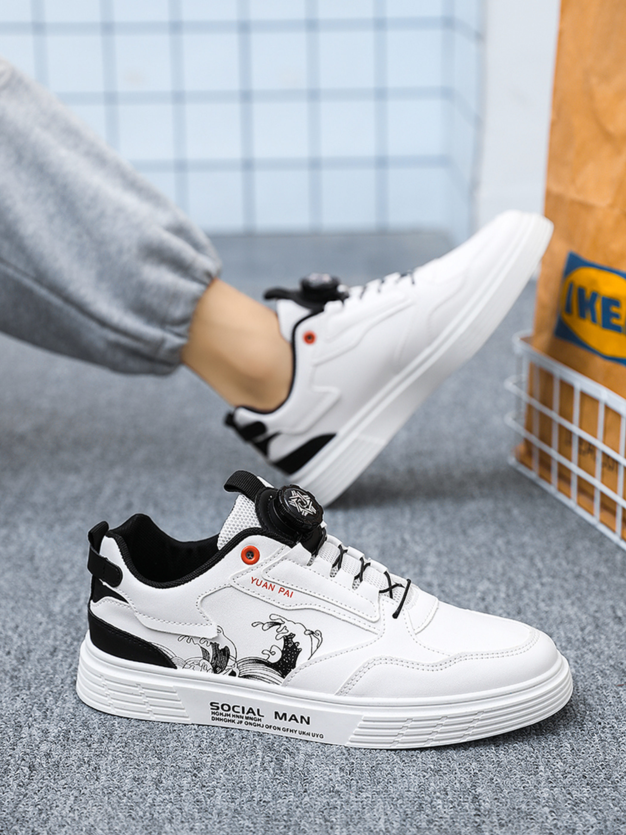 Men PU Lace-Up Sneakers