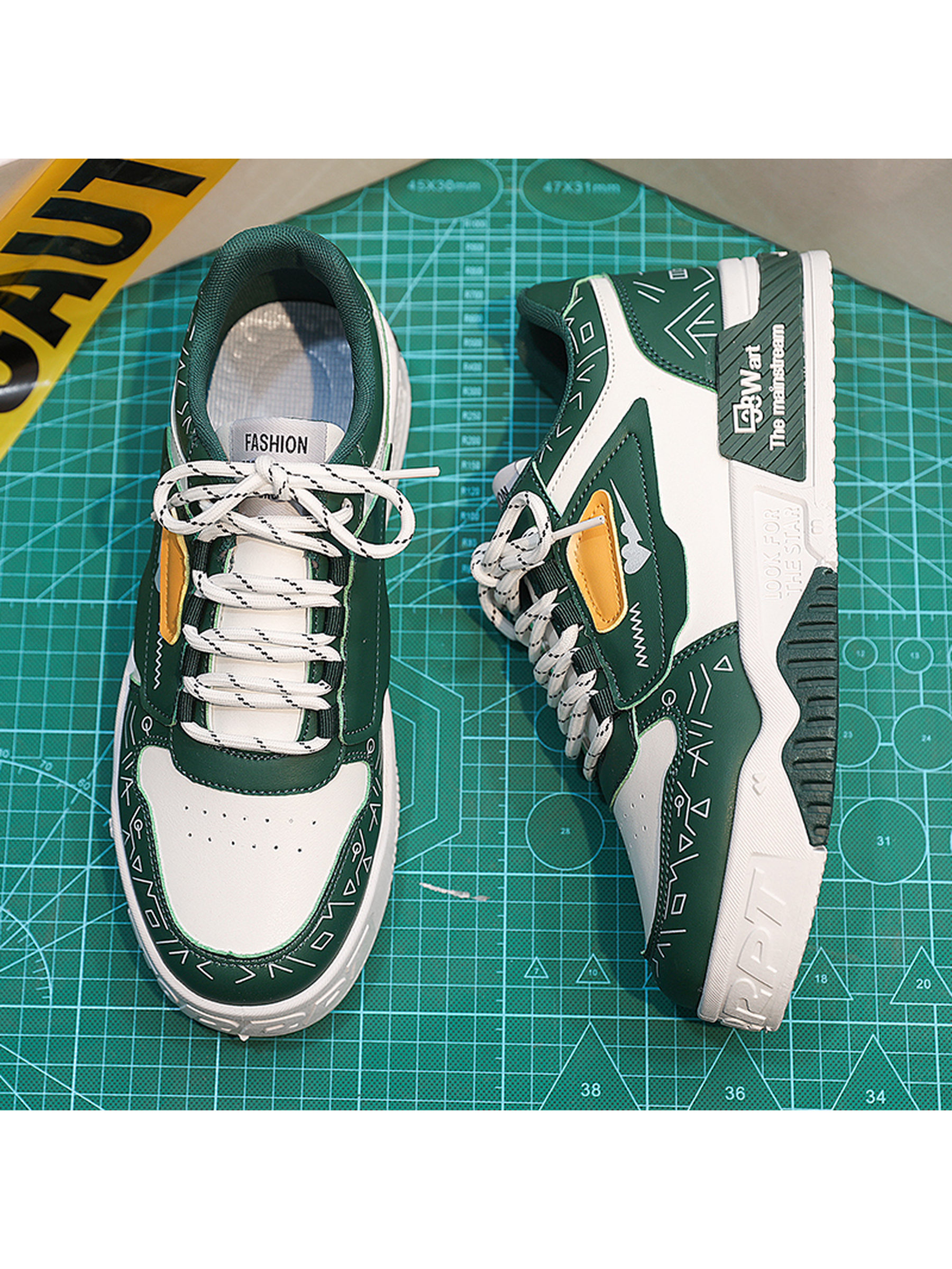 Men PU Lace-Up Sneakers