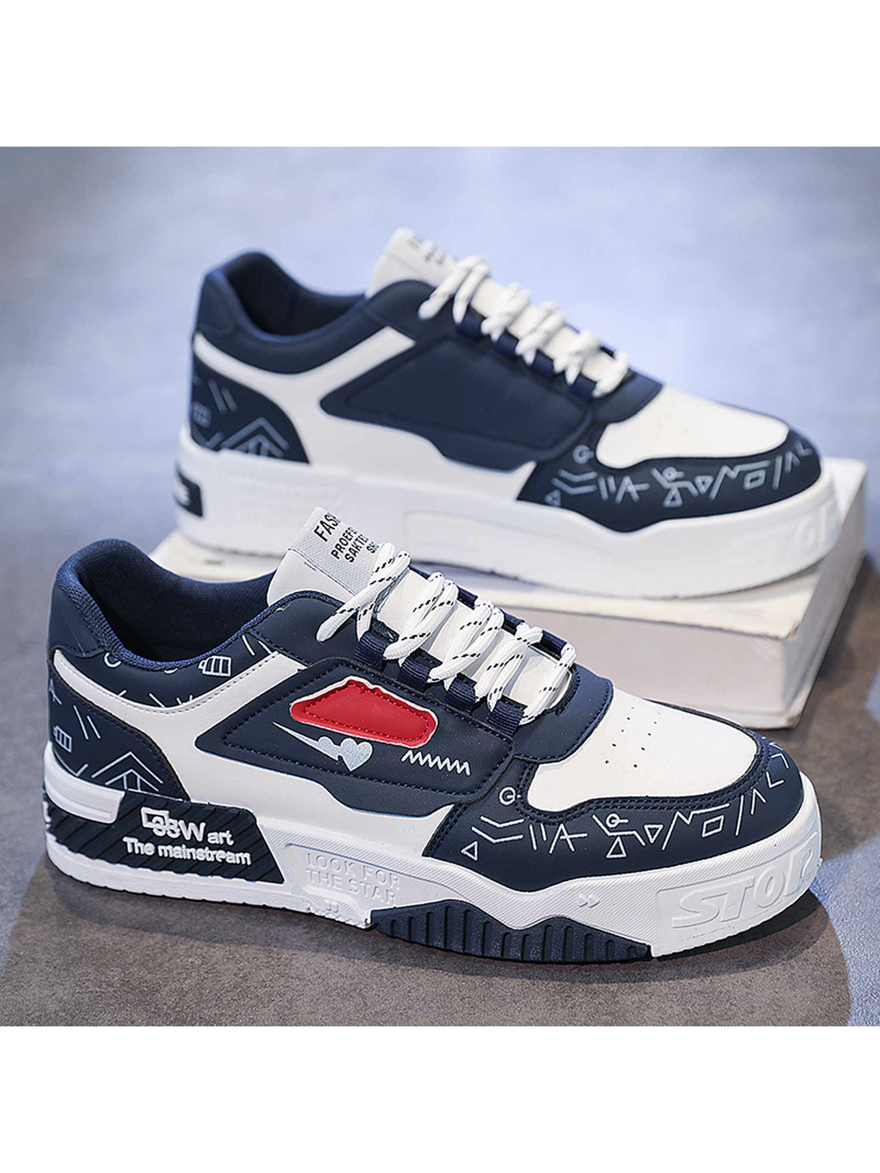 Men PU Lace-Up Sneakers