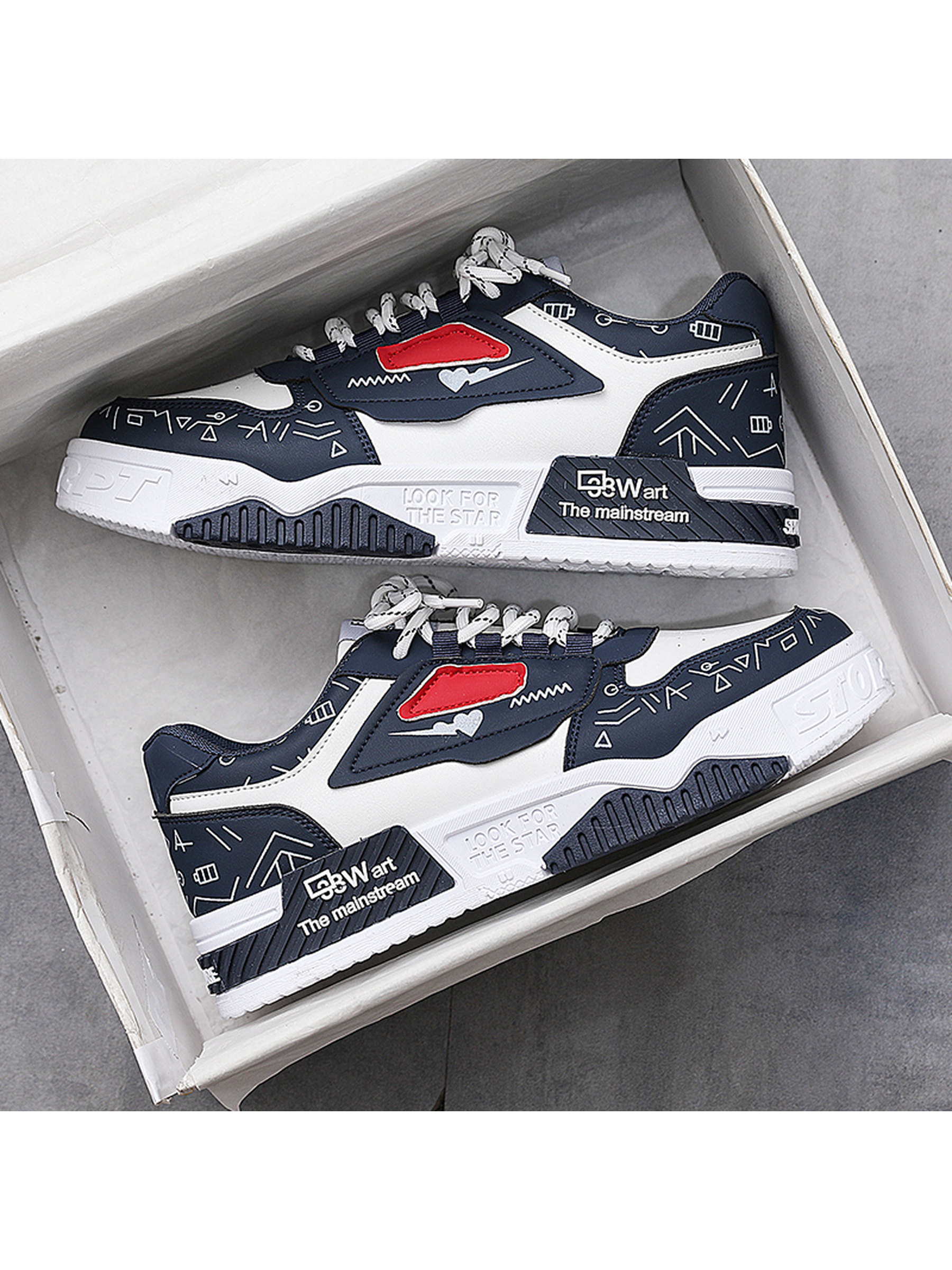Men PU Lace-Up Sneakers