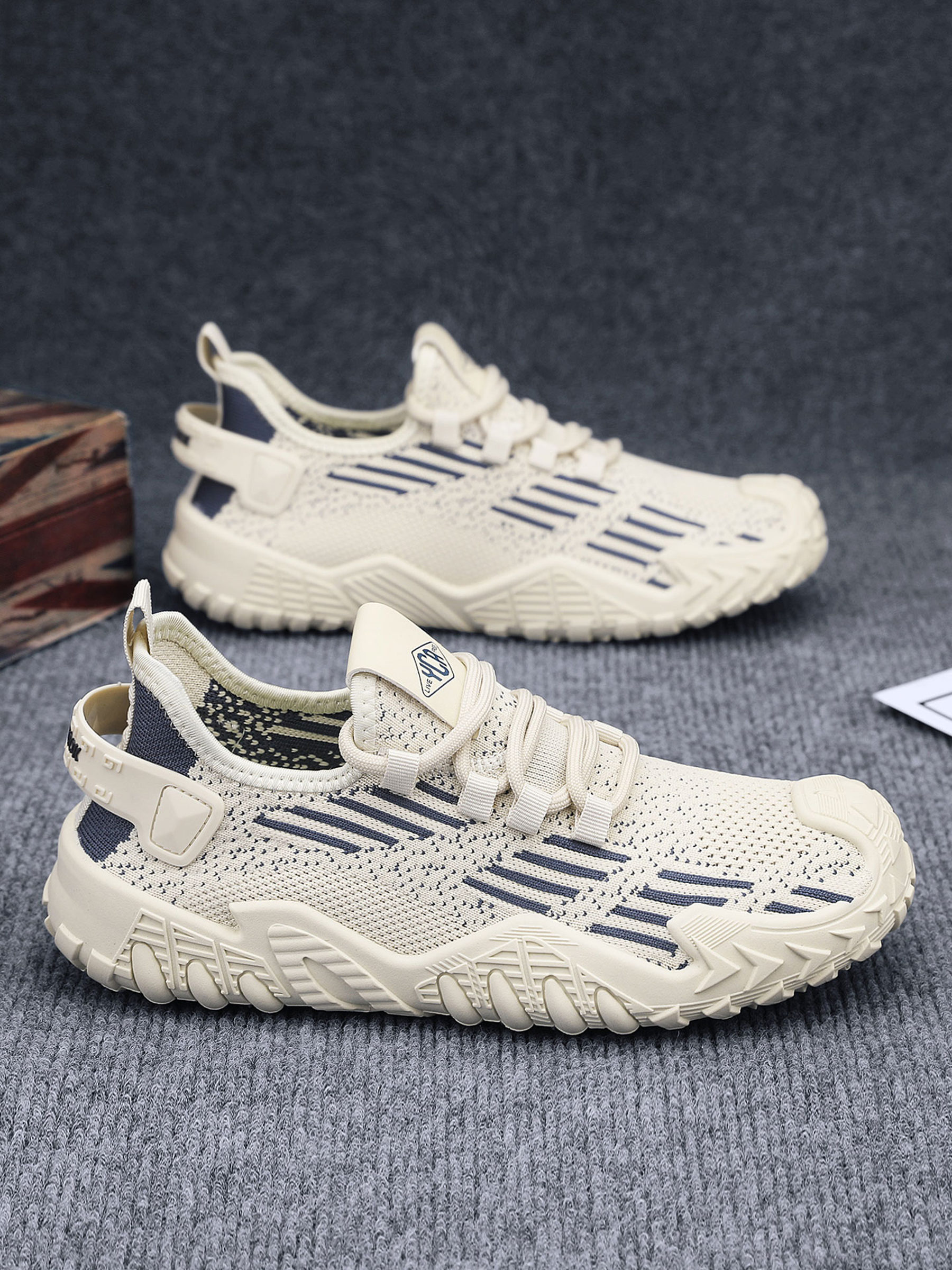 Men Textile Chunky Lace-Up Sneakers