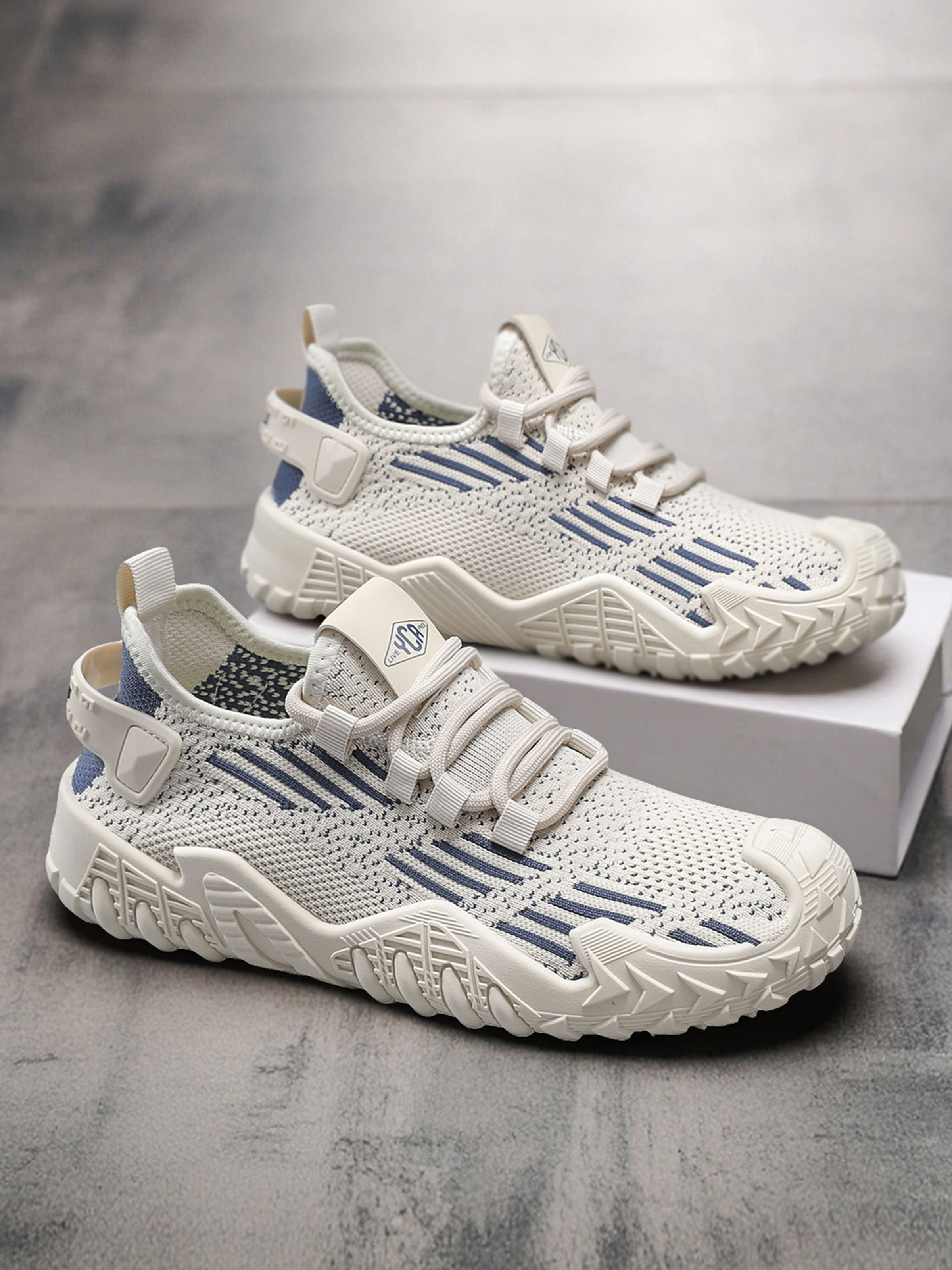 Men Textile Chunky Lace-Up Sneakers