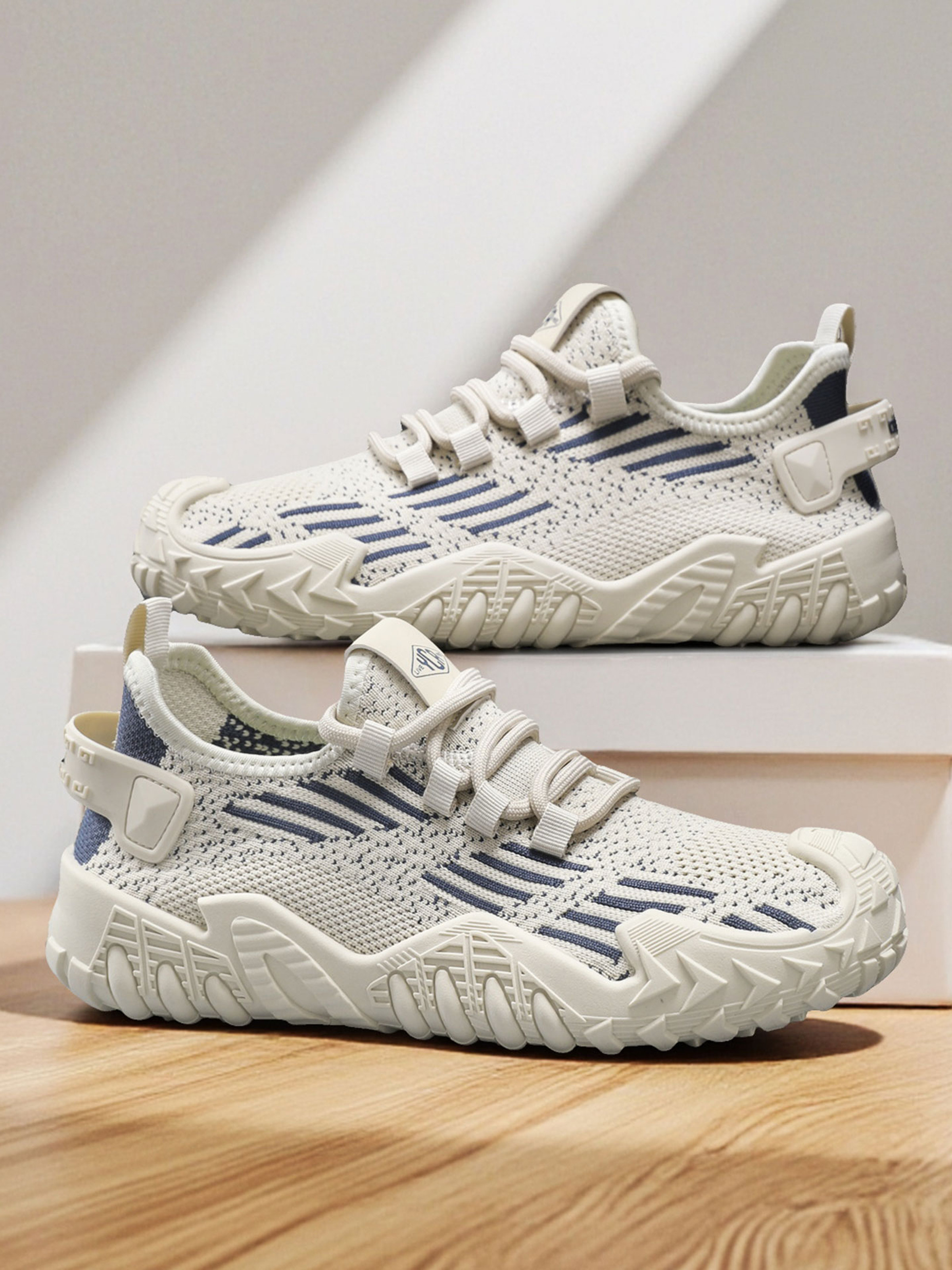 Men Textile Chunky Lace-Up Sneakers