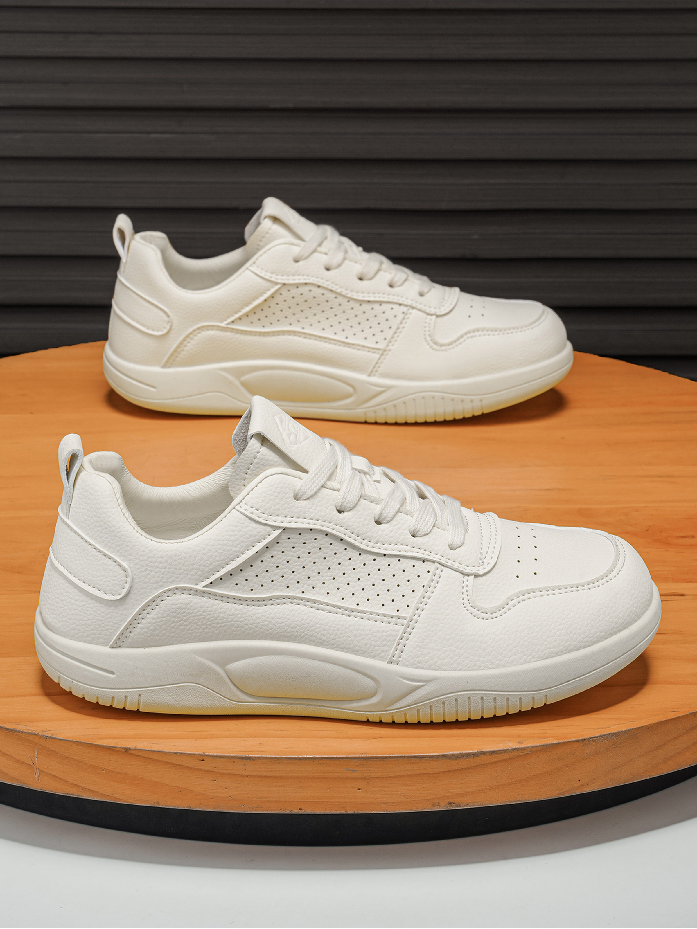 Men PU Lace-Up Sneakers