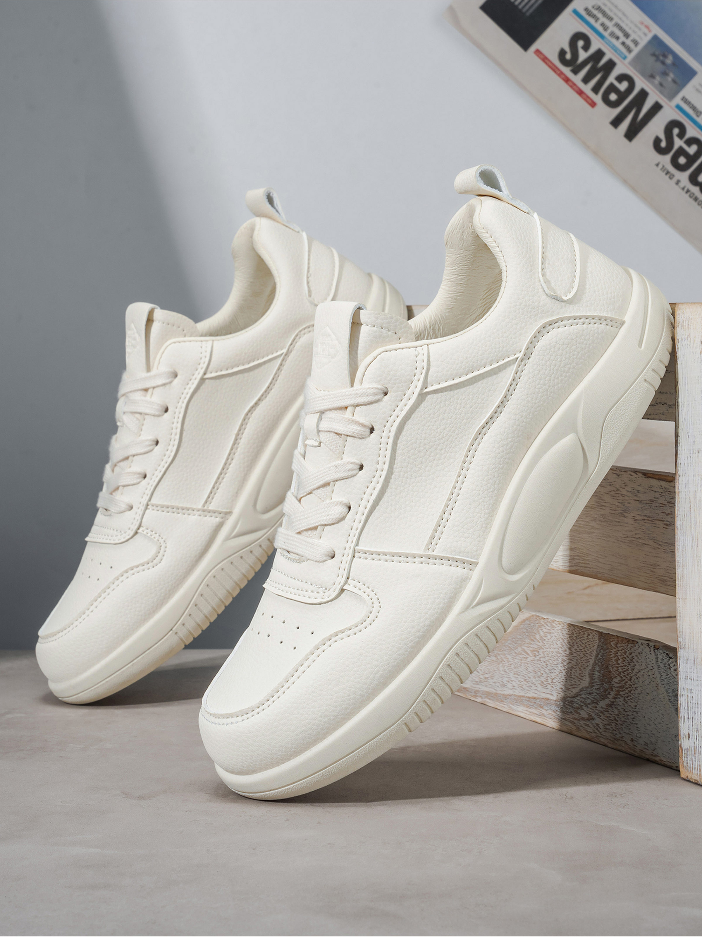 Men PU Lace-Up Sneakers
