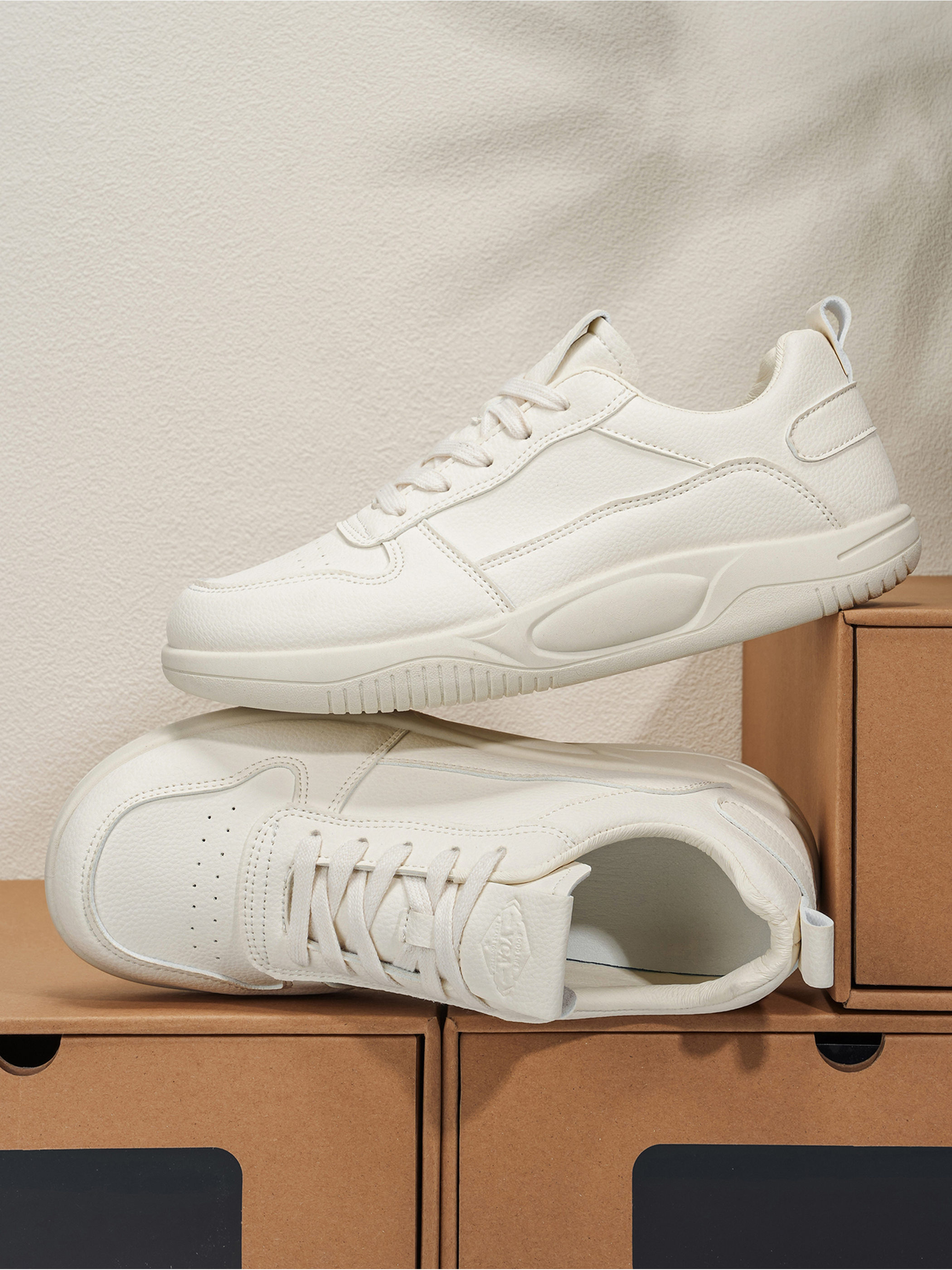 Men PU Lace-Up Sneakers