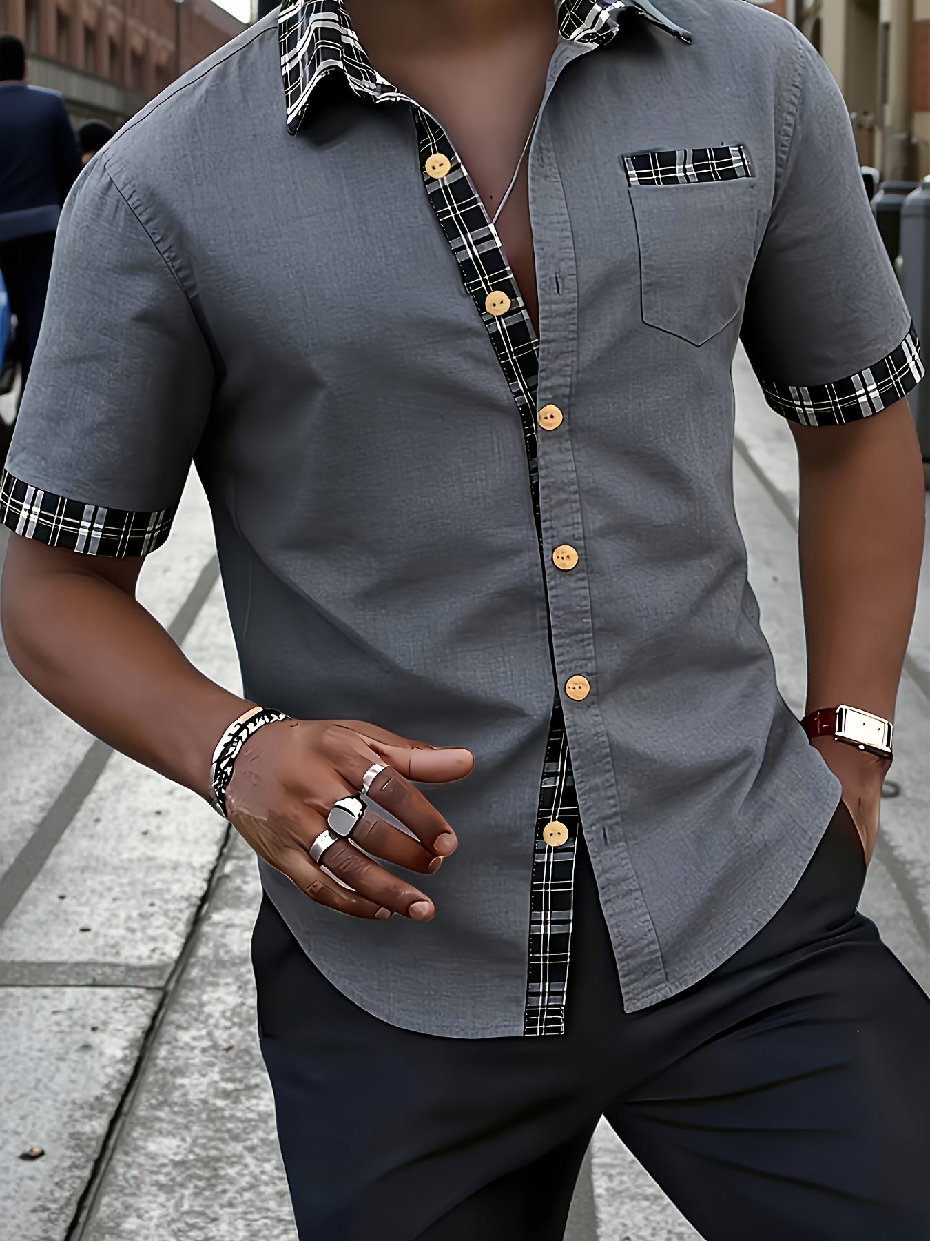 Grey Short-Sleeve Shirt with Plaid Trim and Spread Collar