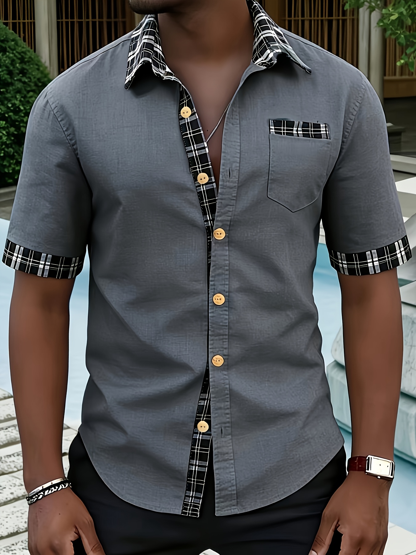 Grey Short-Sleeve Shirt with Plaid Trim and Spread Collar