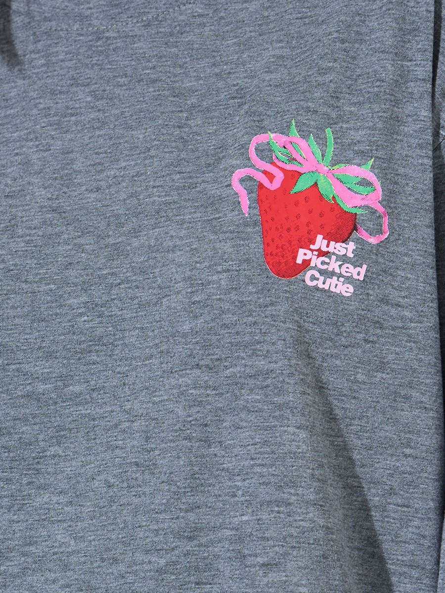 Grey Strawberry Print Long Sleeves Oversized T-Shirt