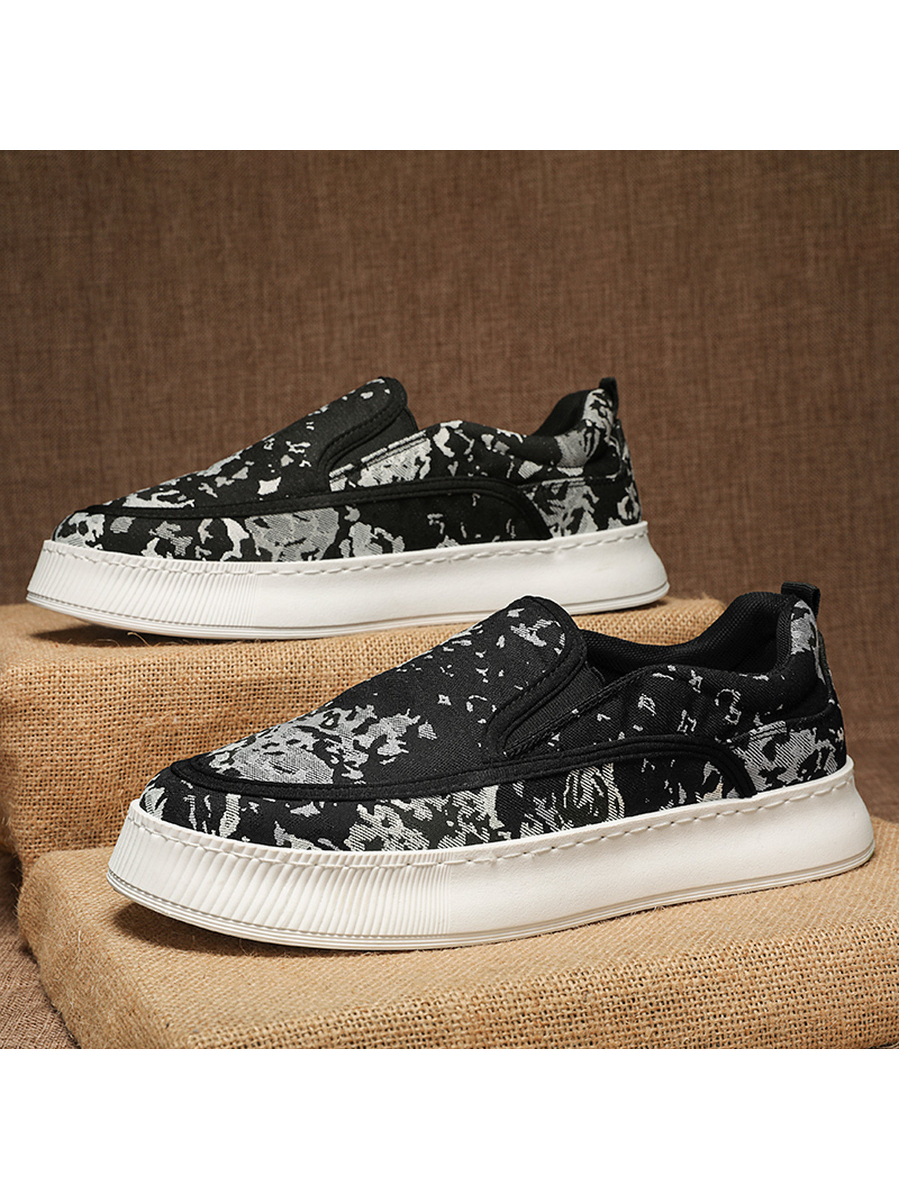 Men Textile Slip-On Casual Shoes