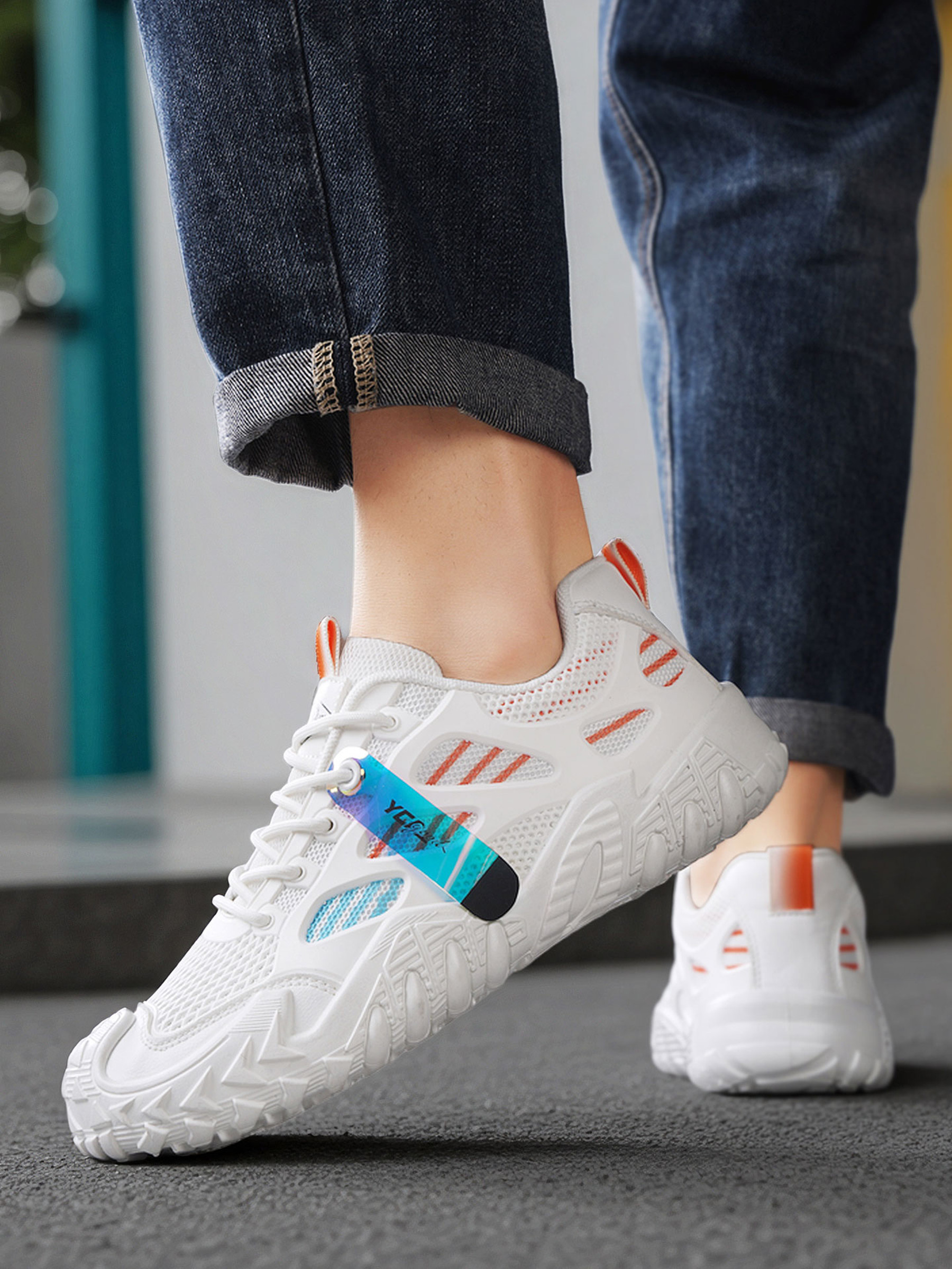 Men Mesh Lace-Up Casual Sneakers