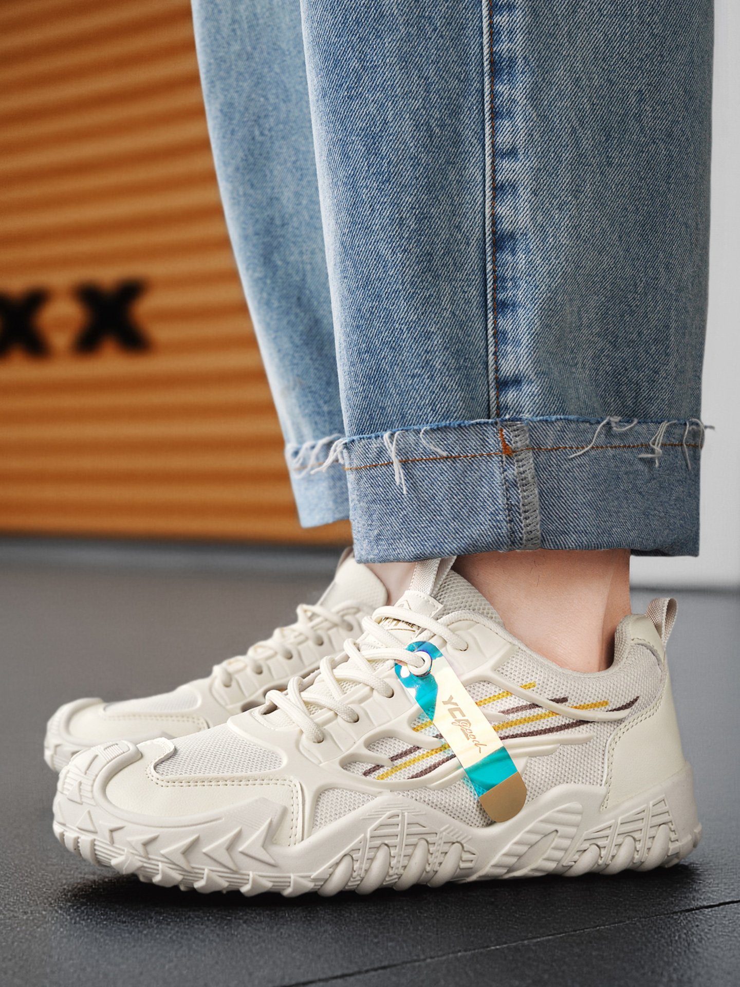Men Mesh Lace-Up Casual Sneakers
