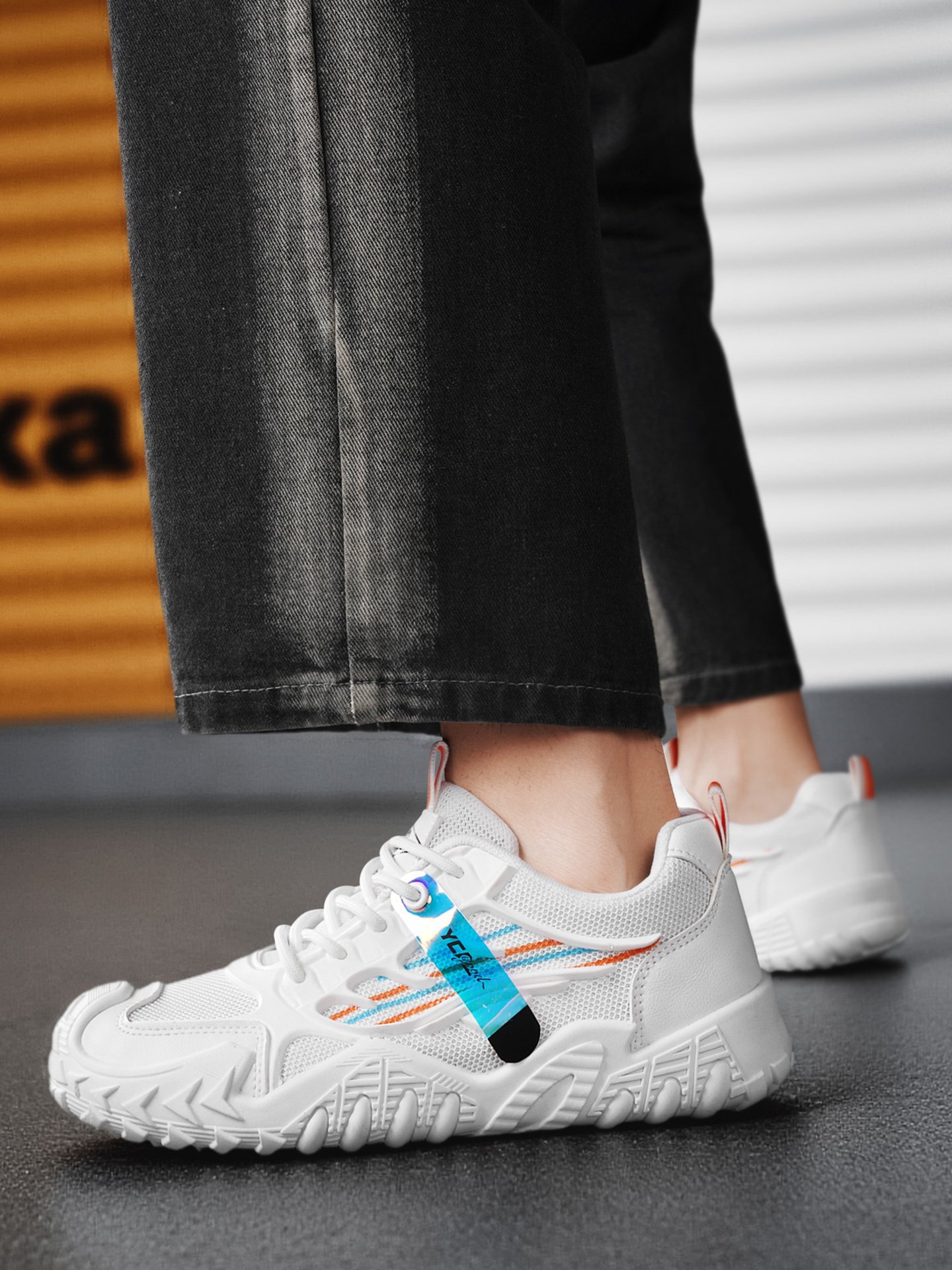 Men Mesh Lace-Up Casual Sneakers