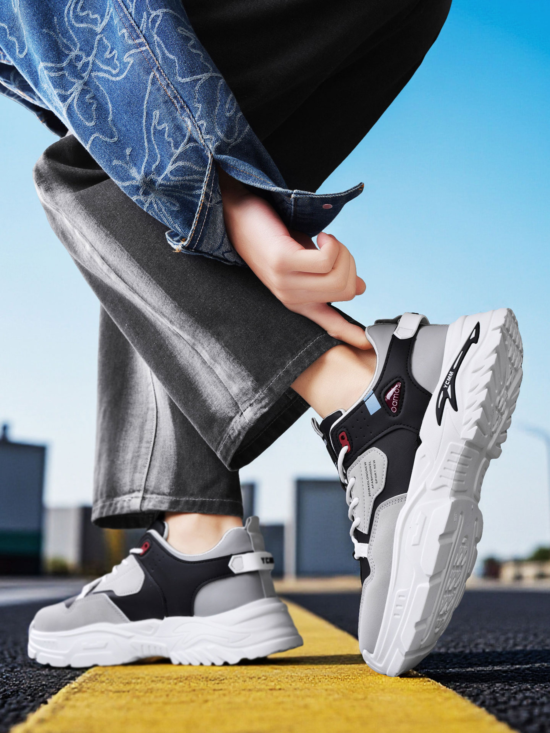 Men PU Lace-Up Sports Sneakers