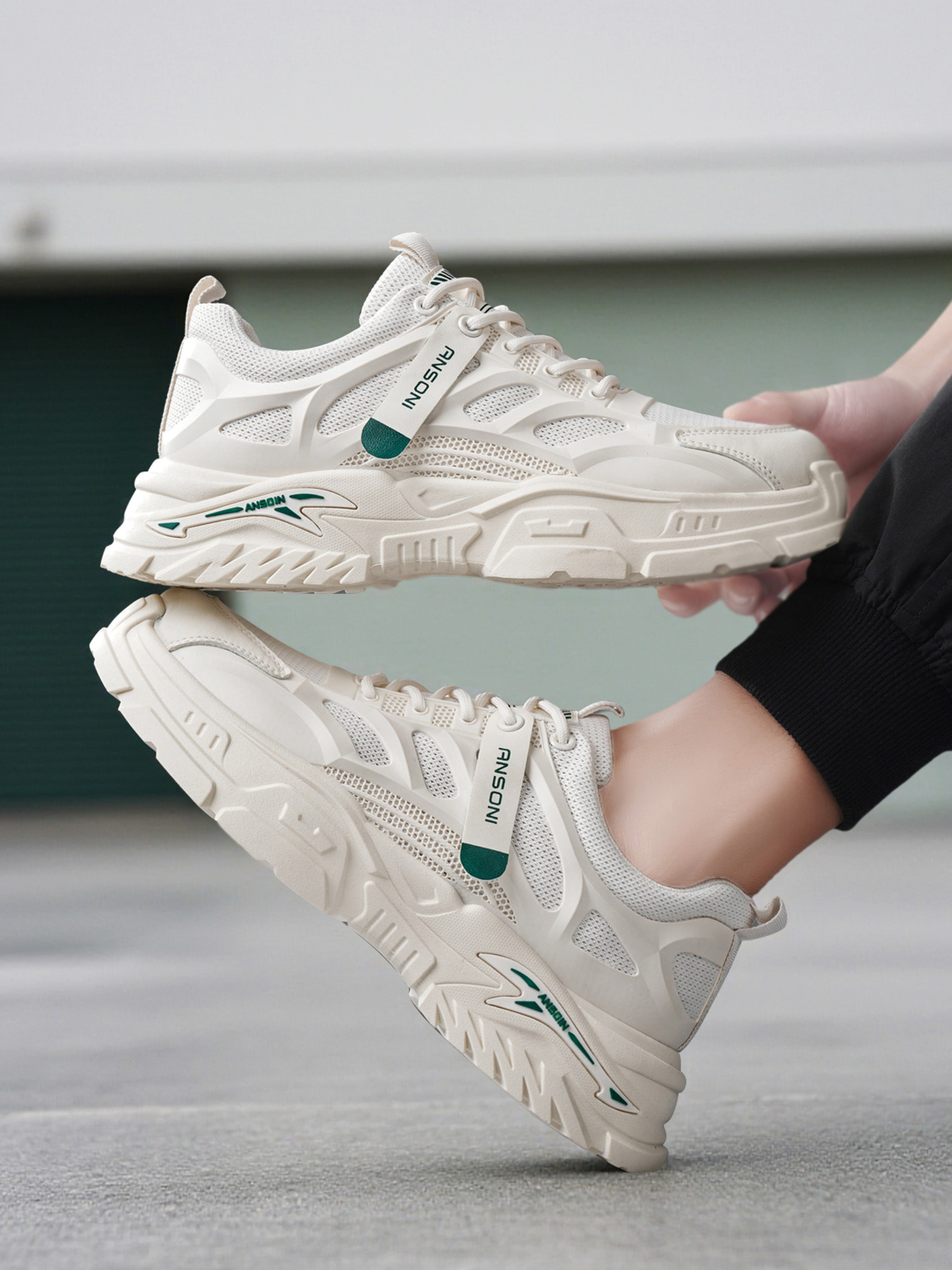 Men Mesh Lace-Up Sports Sneakers