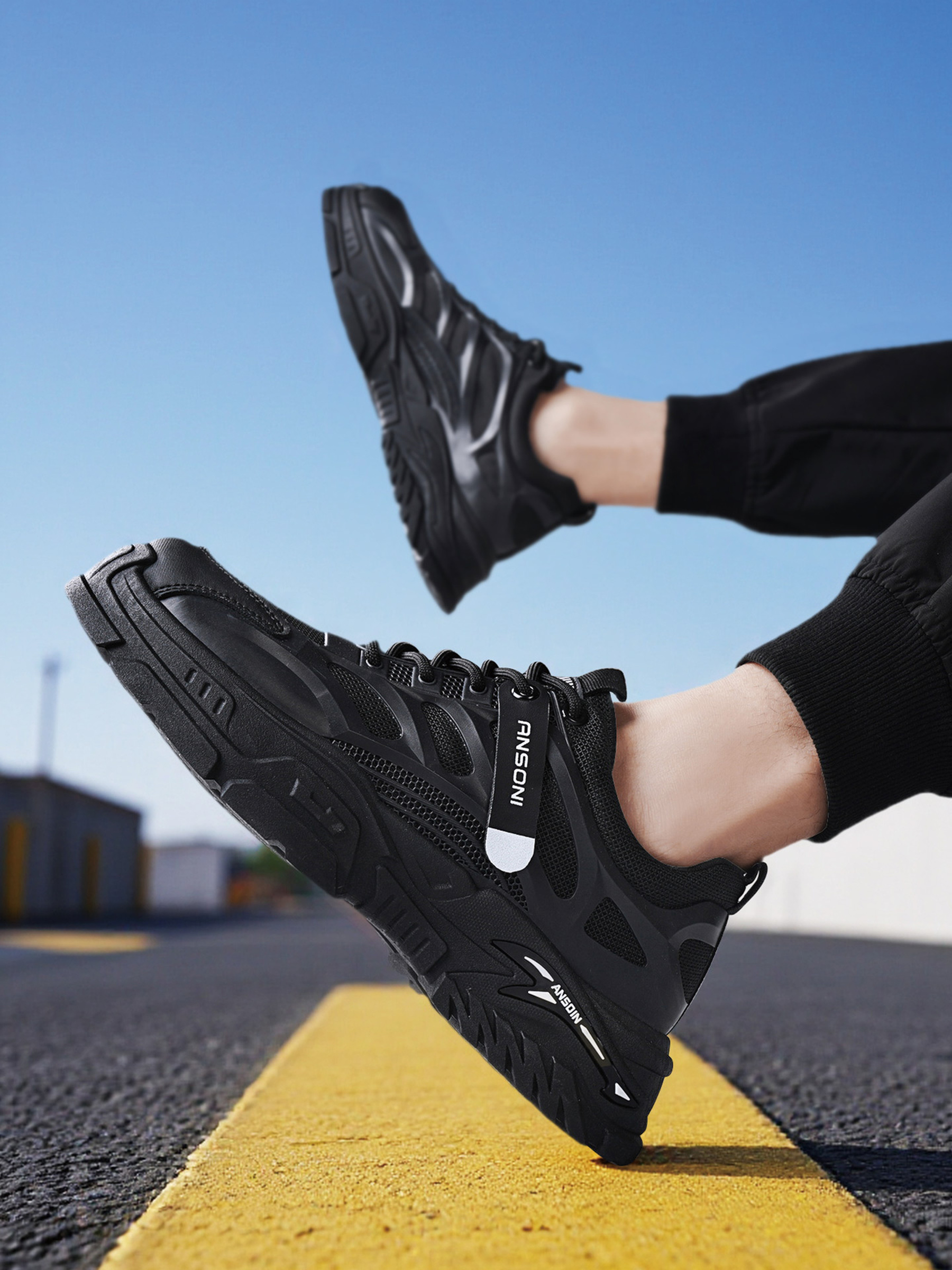 Men Mesh Lace-Up Sports Sneakers