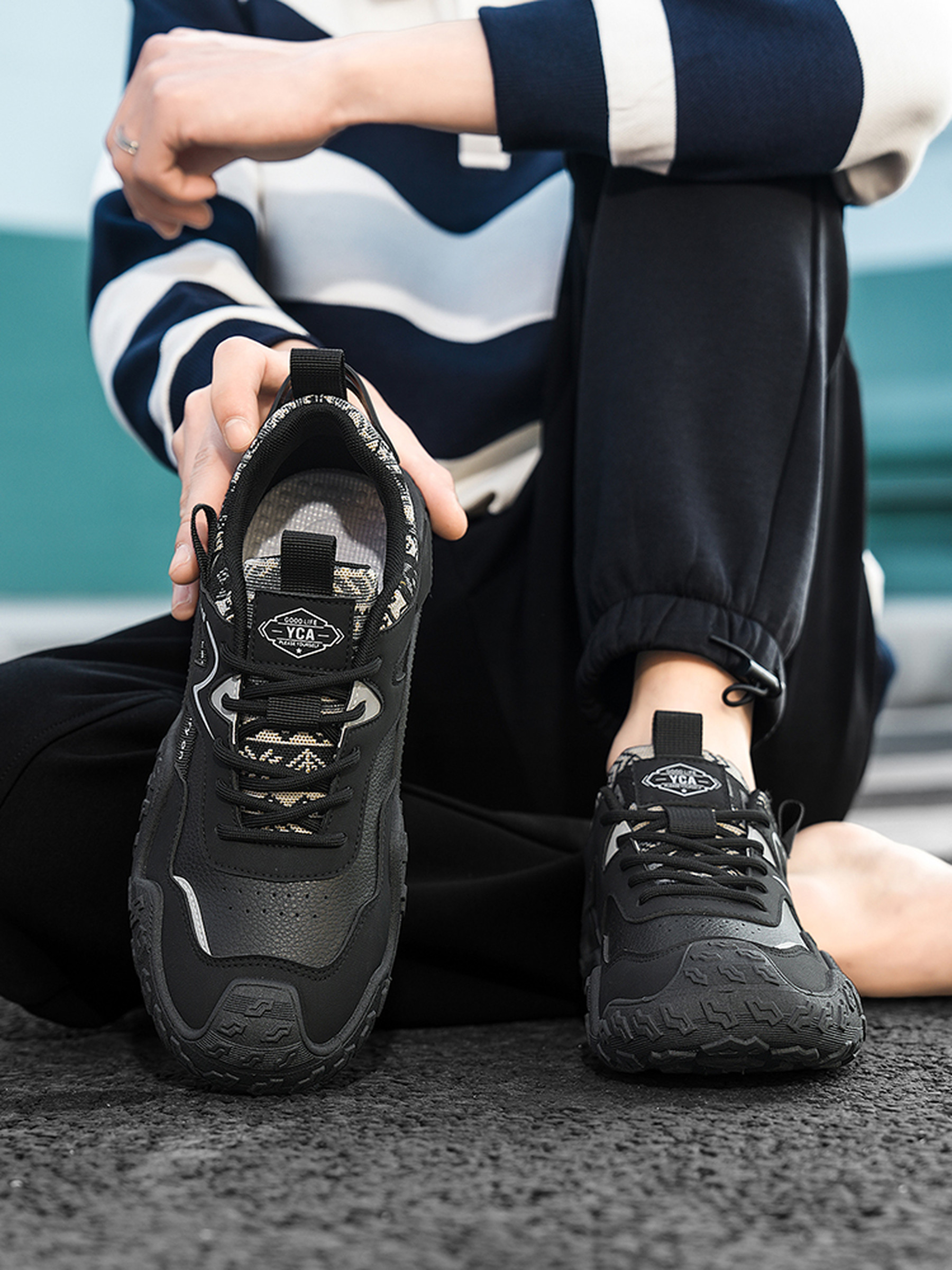 Men Lace-Up Casual Sports Sneakers