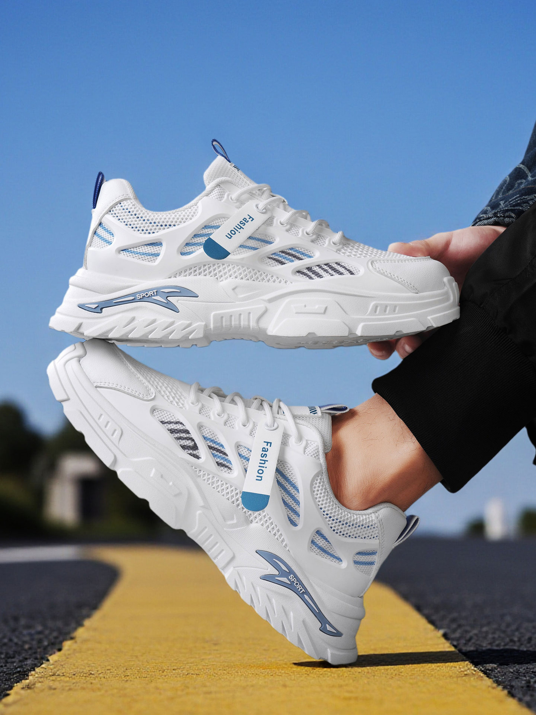Men Mesh Lace-Up Sports Sneakers