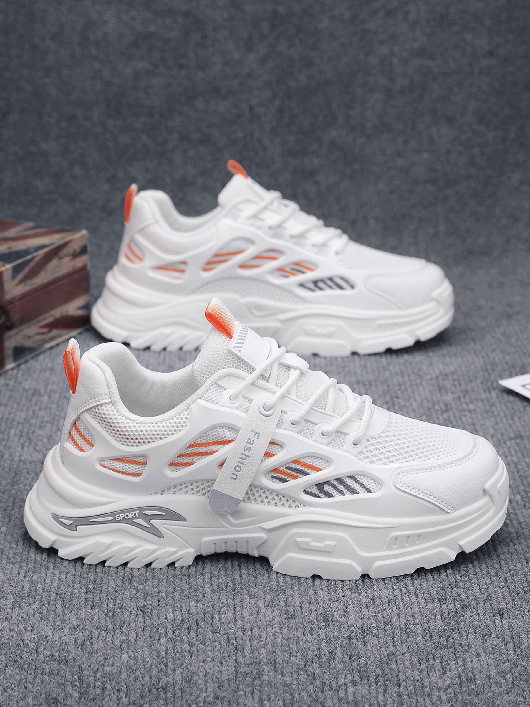 Men Mesh Lace-Up Sports Sneakers