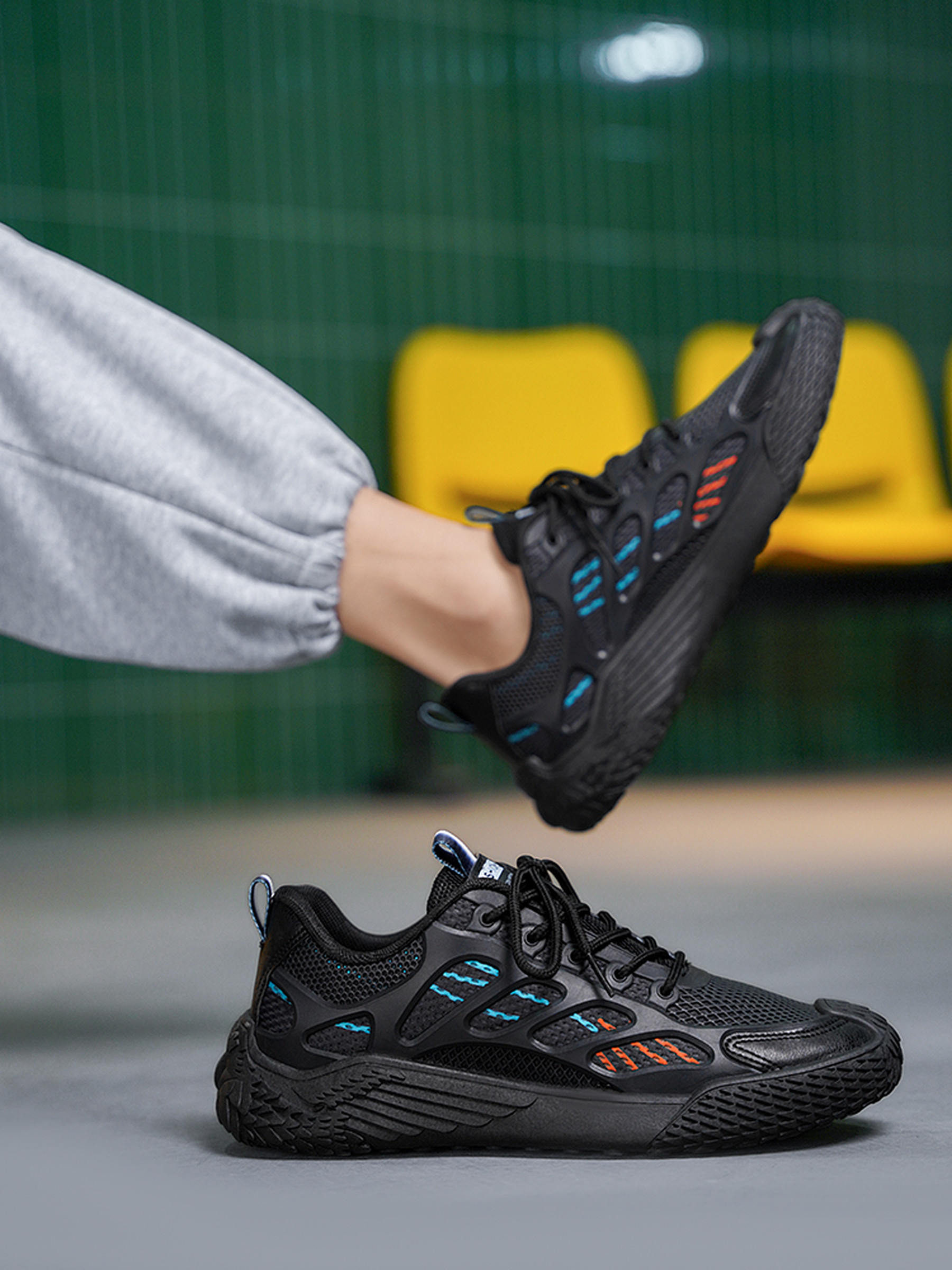 Men Mesh Lace-Up Sports Sneakers