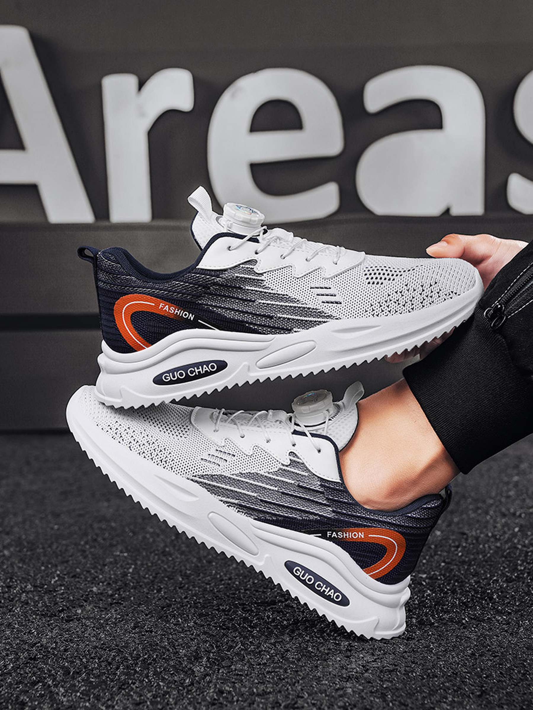 Men Flyknit Lace-Up Sports Sneakers
