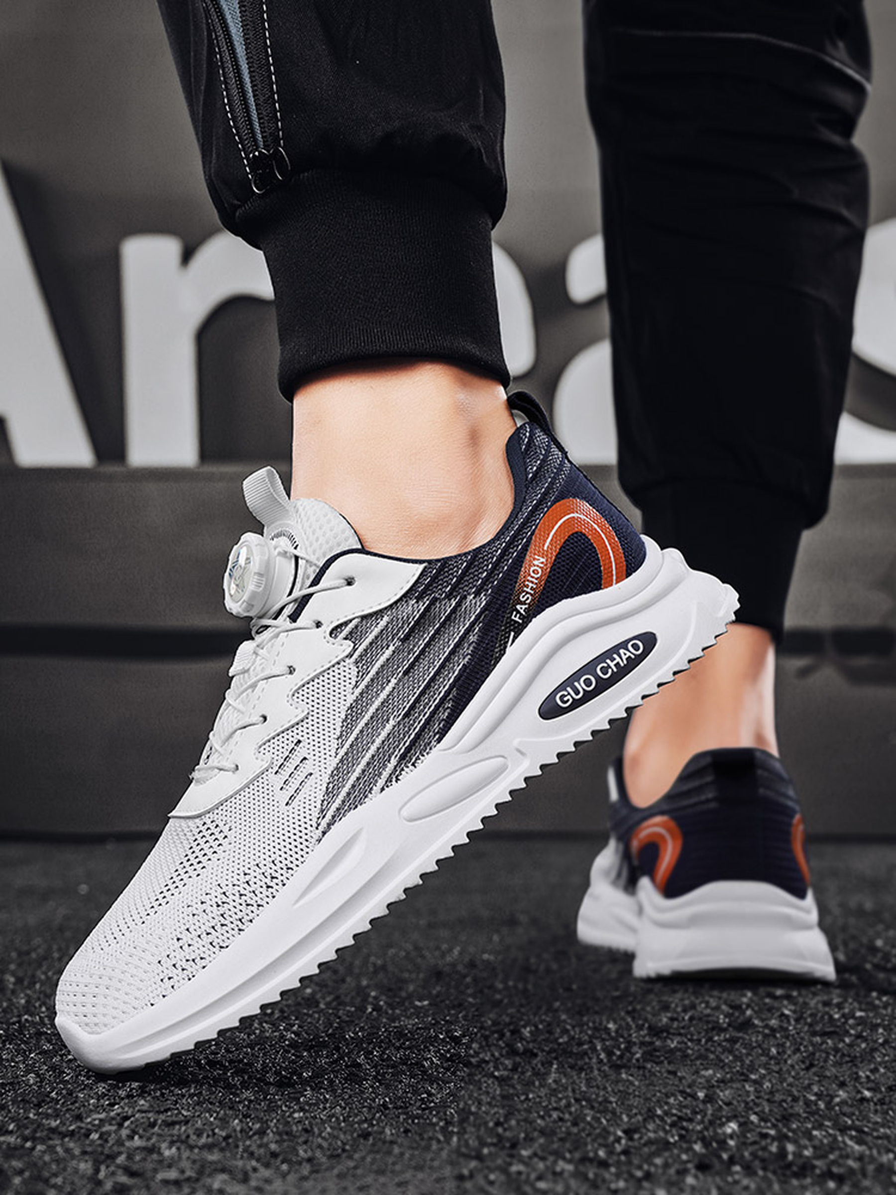 Men Flyknit Lace-Up Sports Sneakers