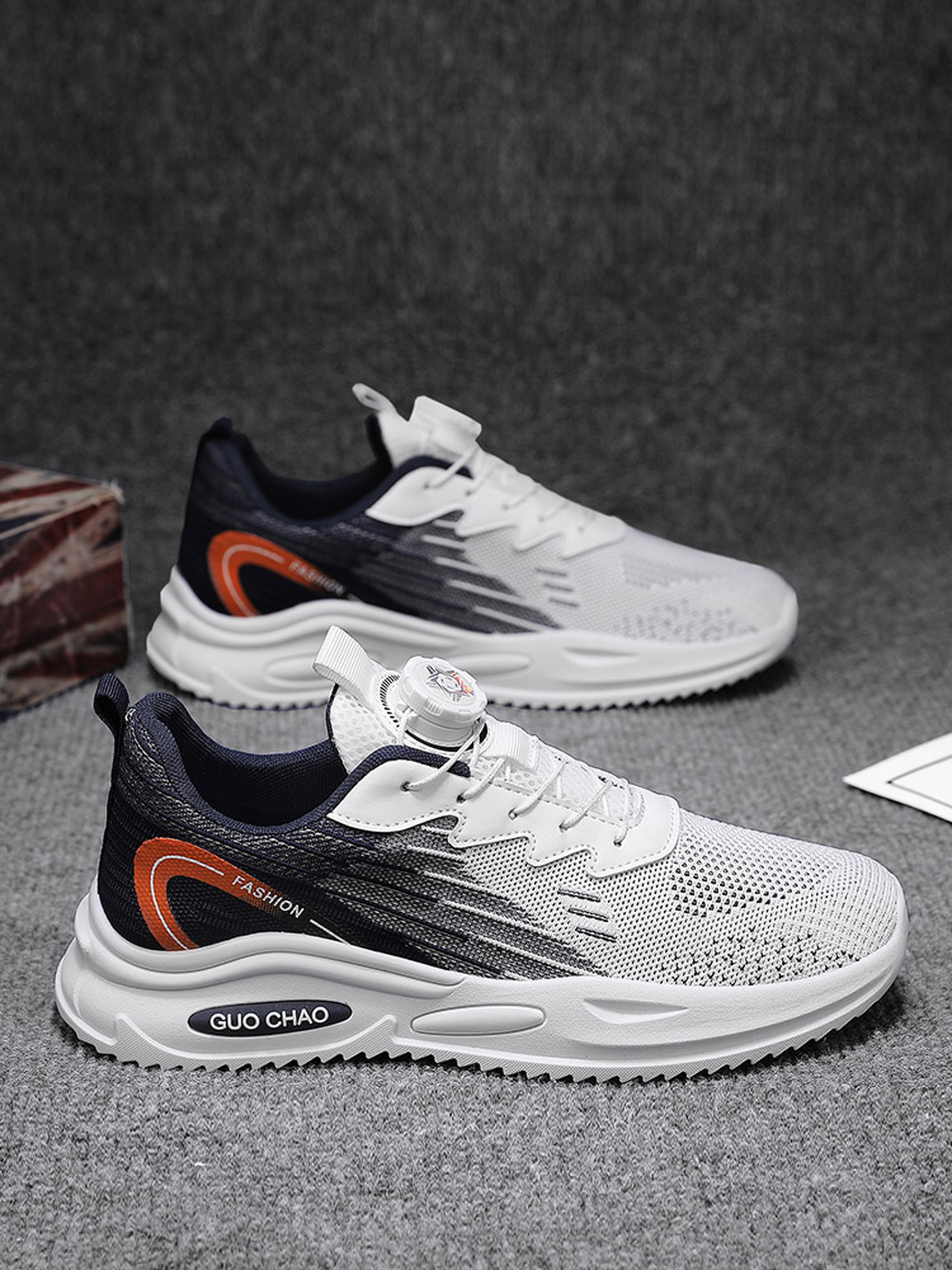 Men Flyknit Lace-Up Sports Sneakers