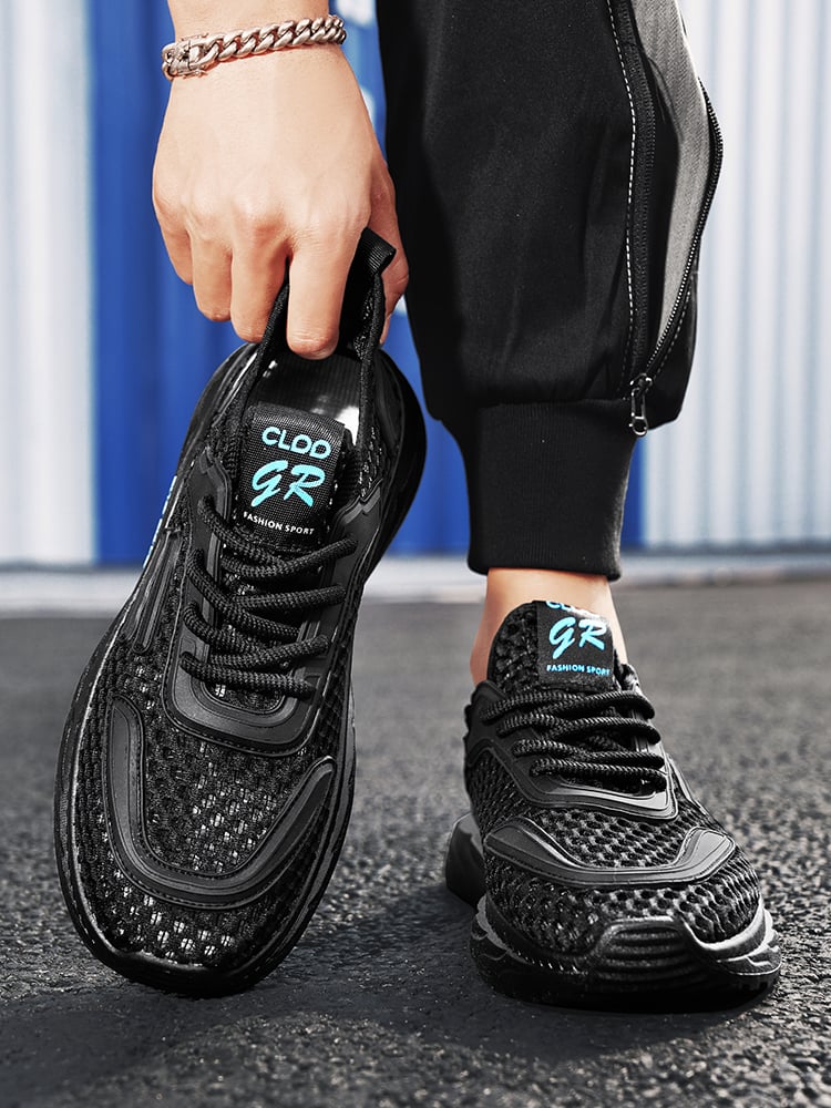Men Breathable Mesh Flyknit Sneakers
