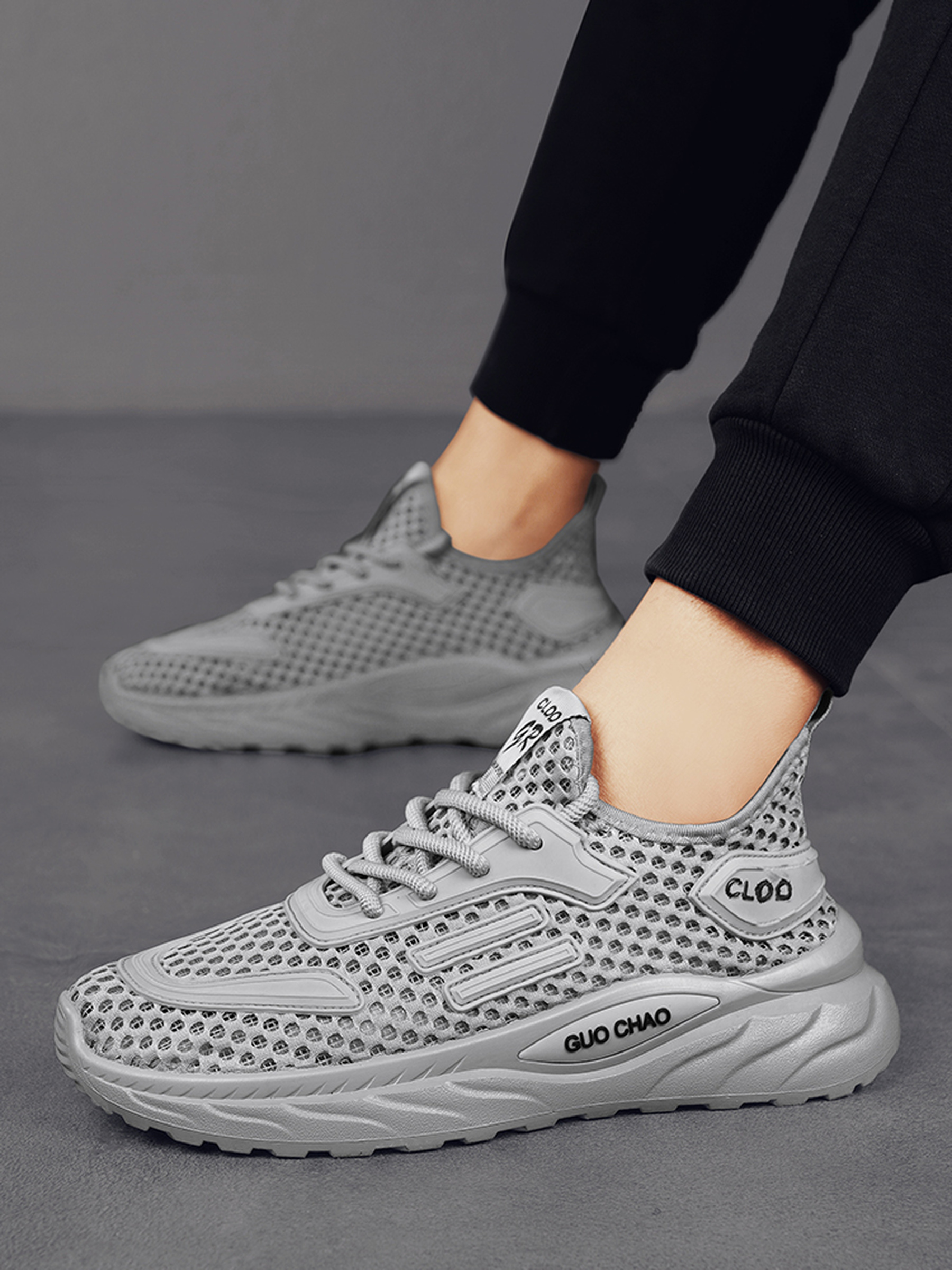Men Breathable Mesh Flyknit Sneakers