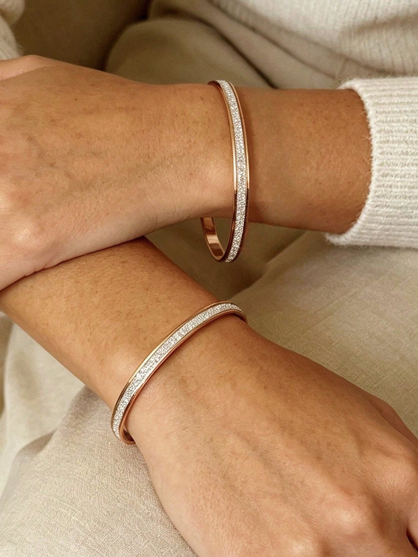 Luxurious Gold Bangle Bracelets - Set of 2 for Everyday Wear.