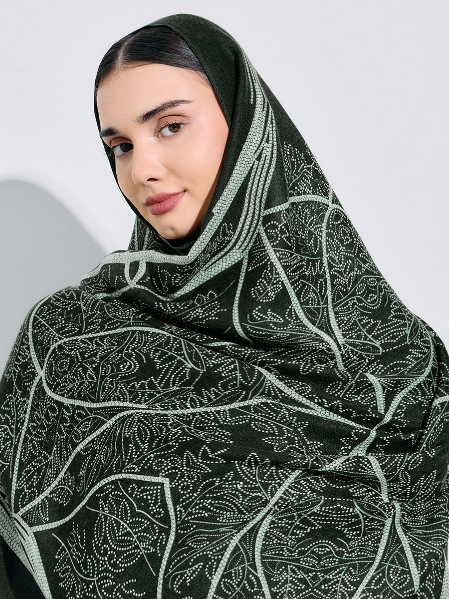 حجاب شتوي بطبعة كاملة، 85*180 سم - أخضر زيتي