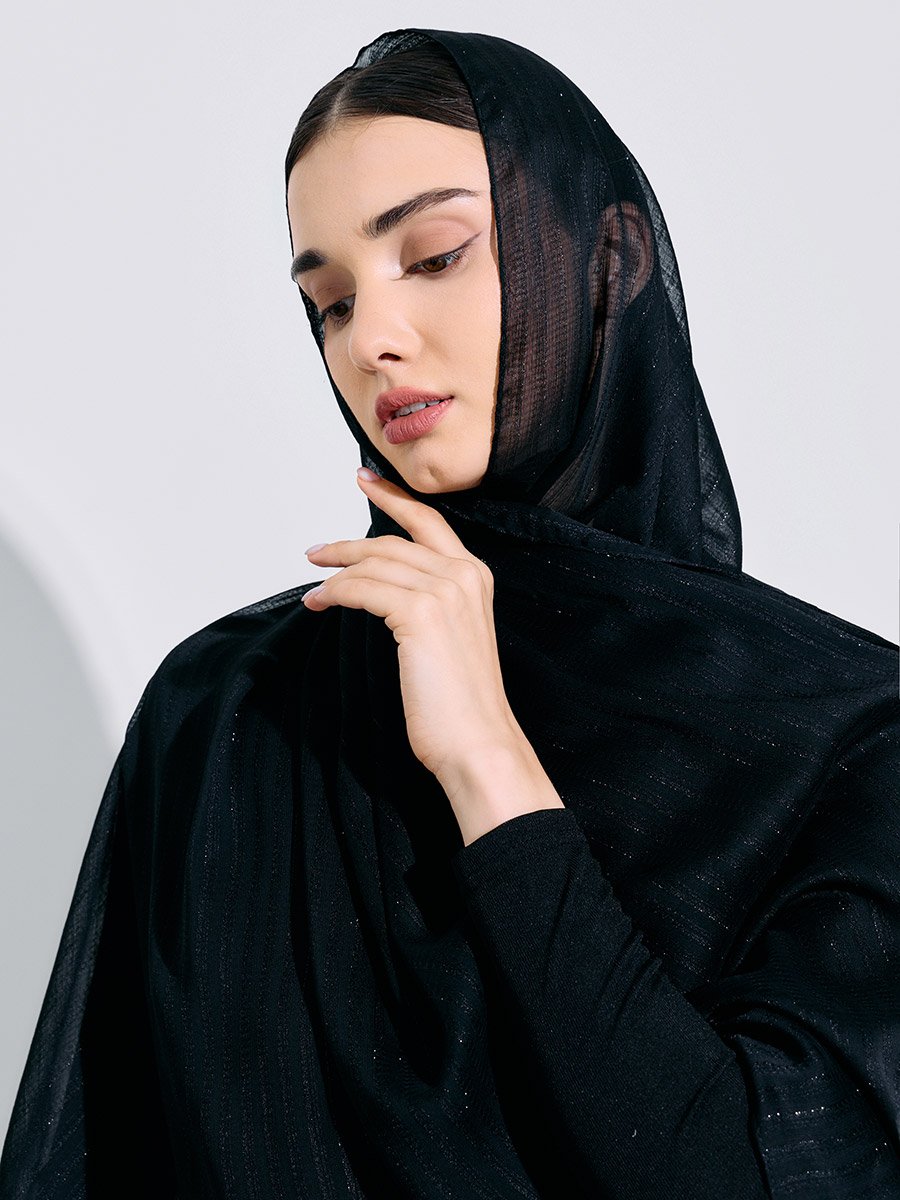 حجاب بتفاصيل بارزة الملمس 70*180 سم أسود