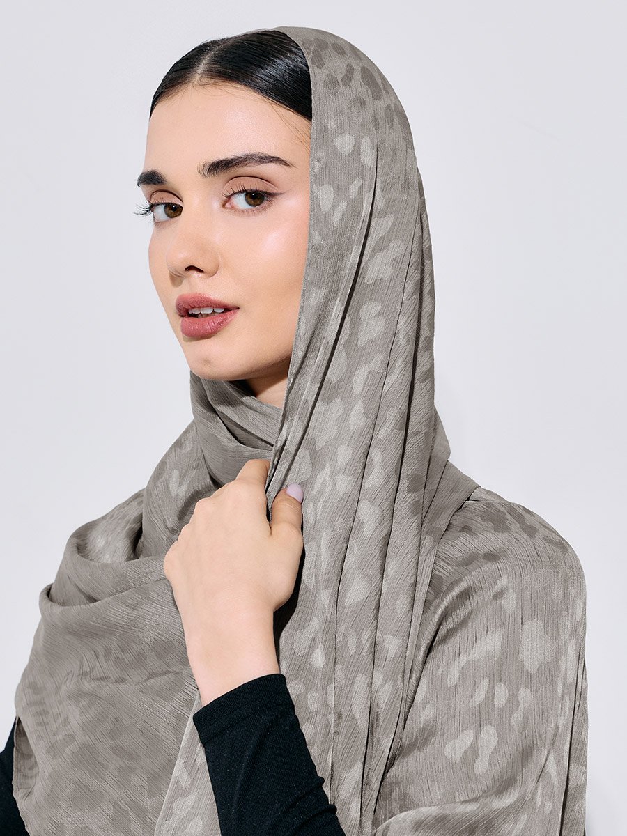 Grey Self-Design Crinkle Hijab 70x180 cm