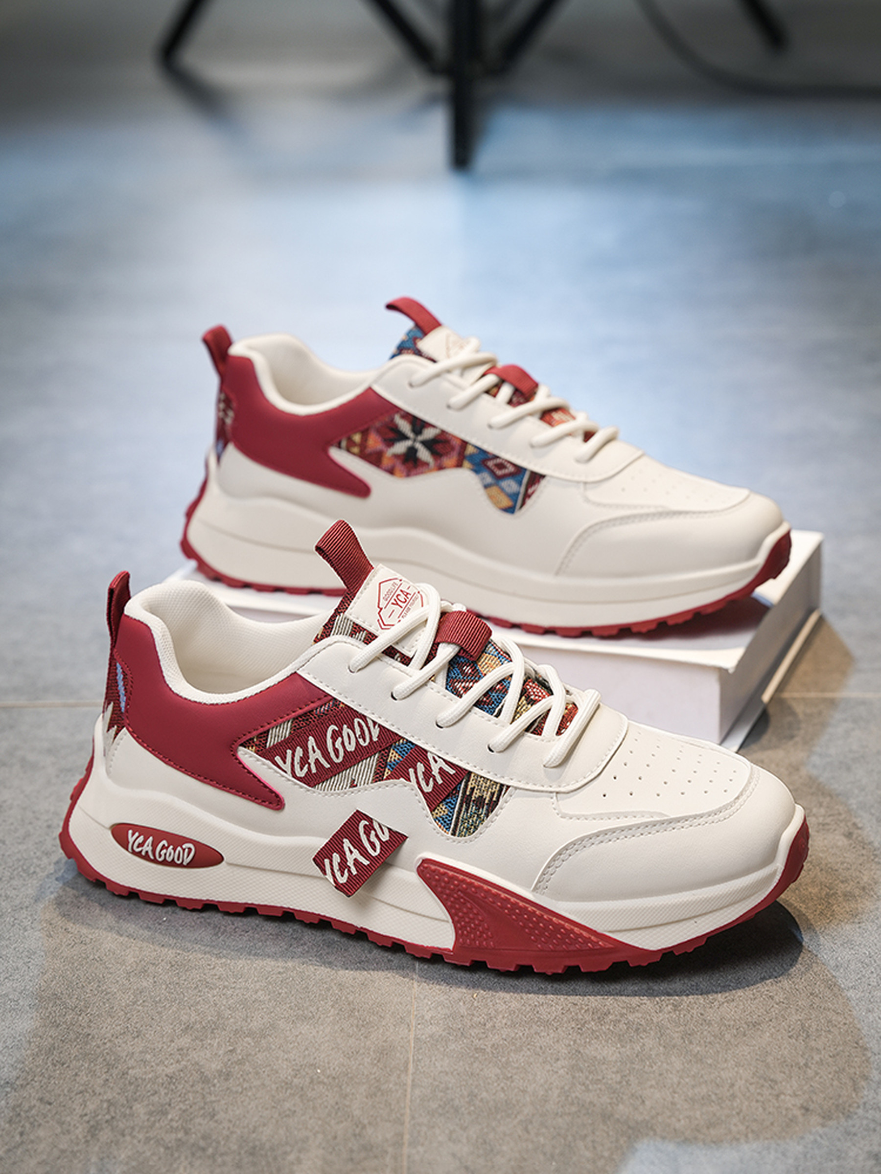 Men Colorblock Lace-Up Casual Sneakers