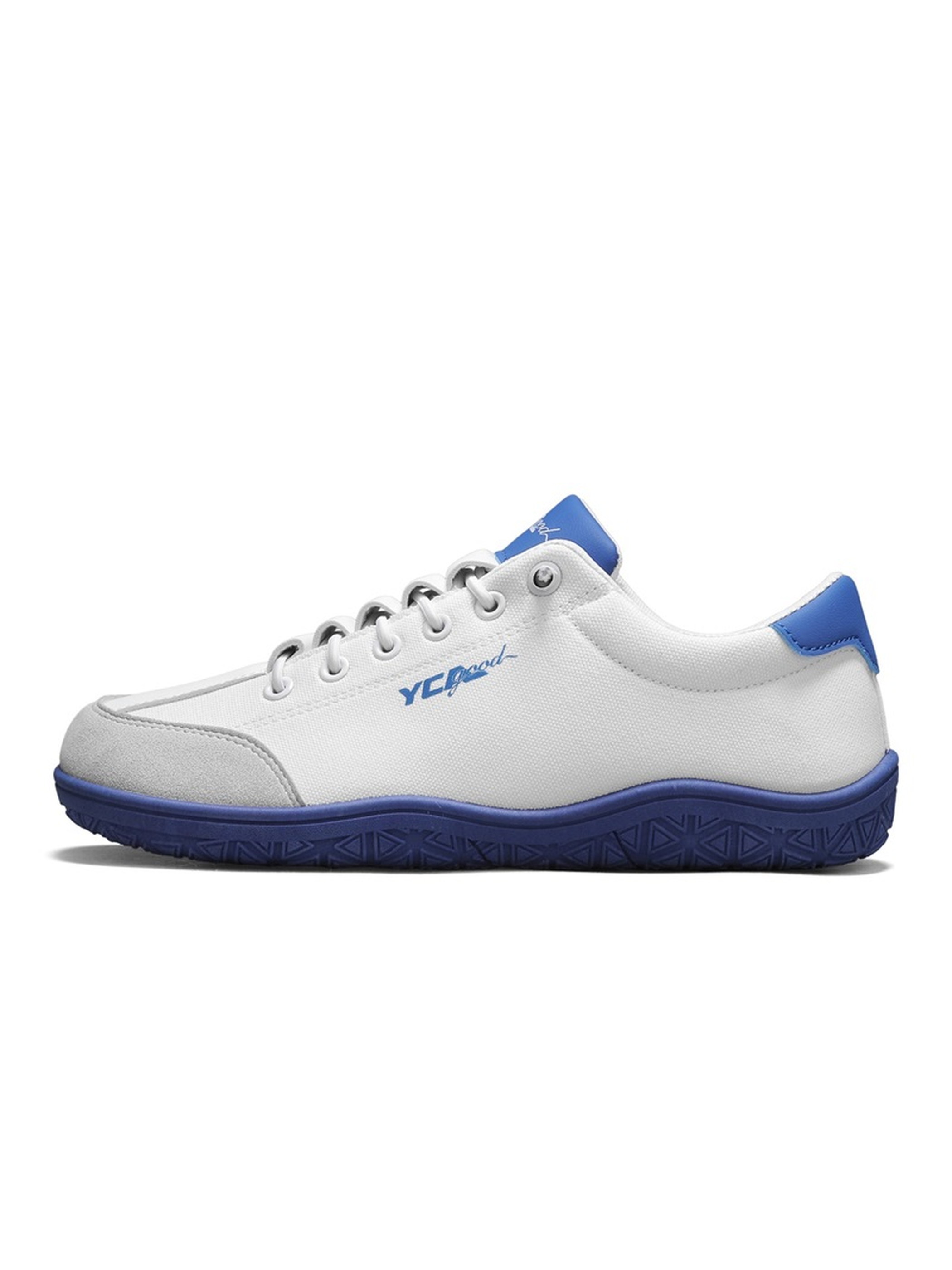 Men Wide-Fit Lace-Up Casual Sneakers