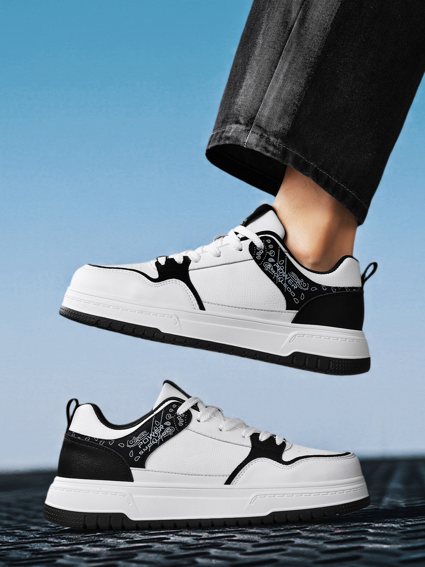 Men Colorblock Lace-Up Casual Sneakers
