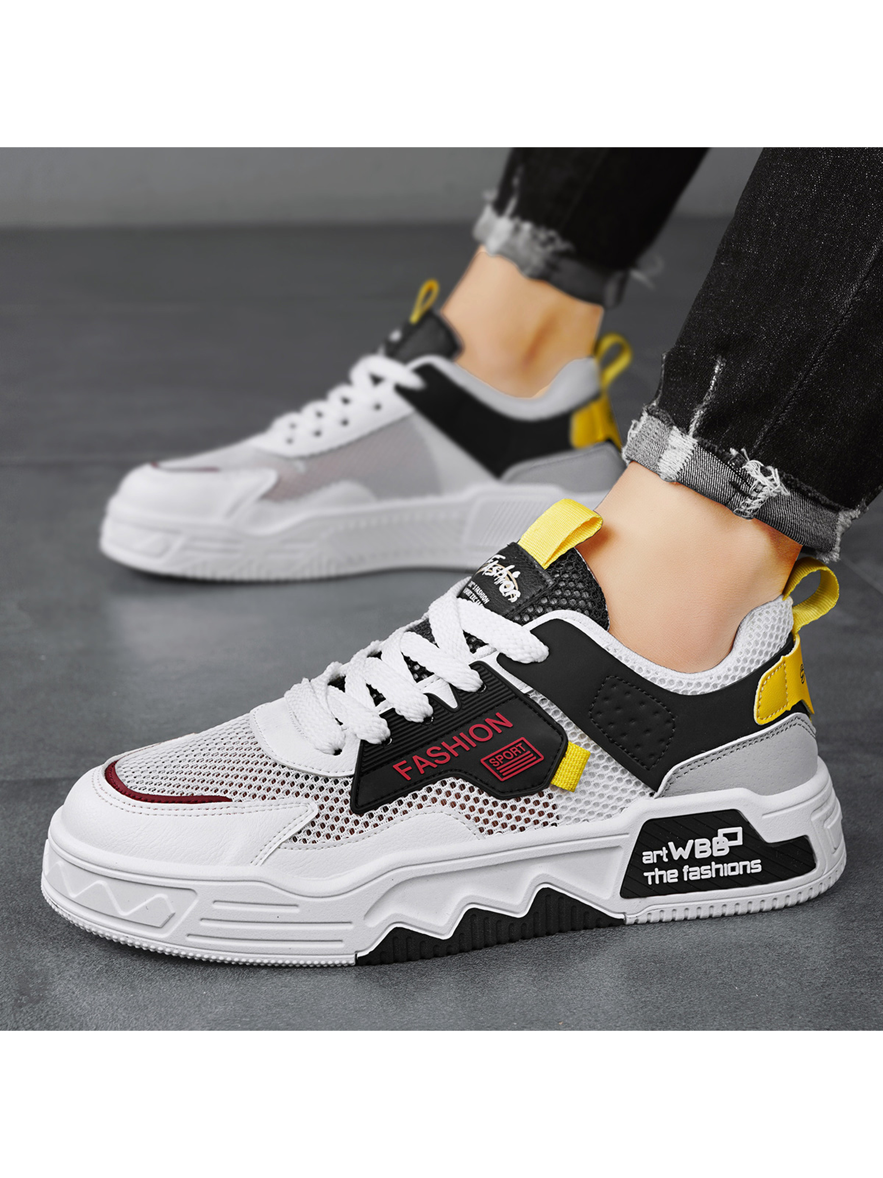 Men Breathable Low Top Casual Sneakers